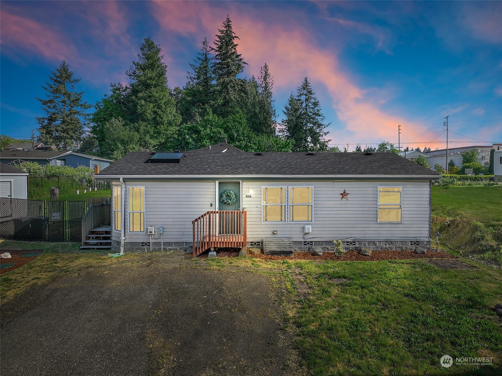 4128 W M Street Property Photo 1