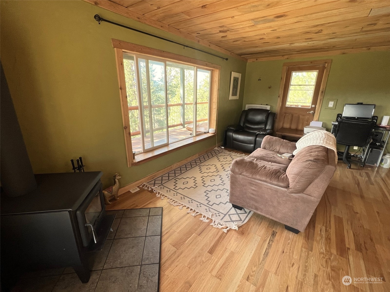 151 B Cape Labelle Road Property Photo 6