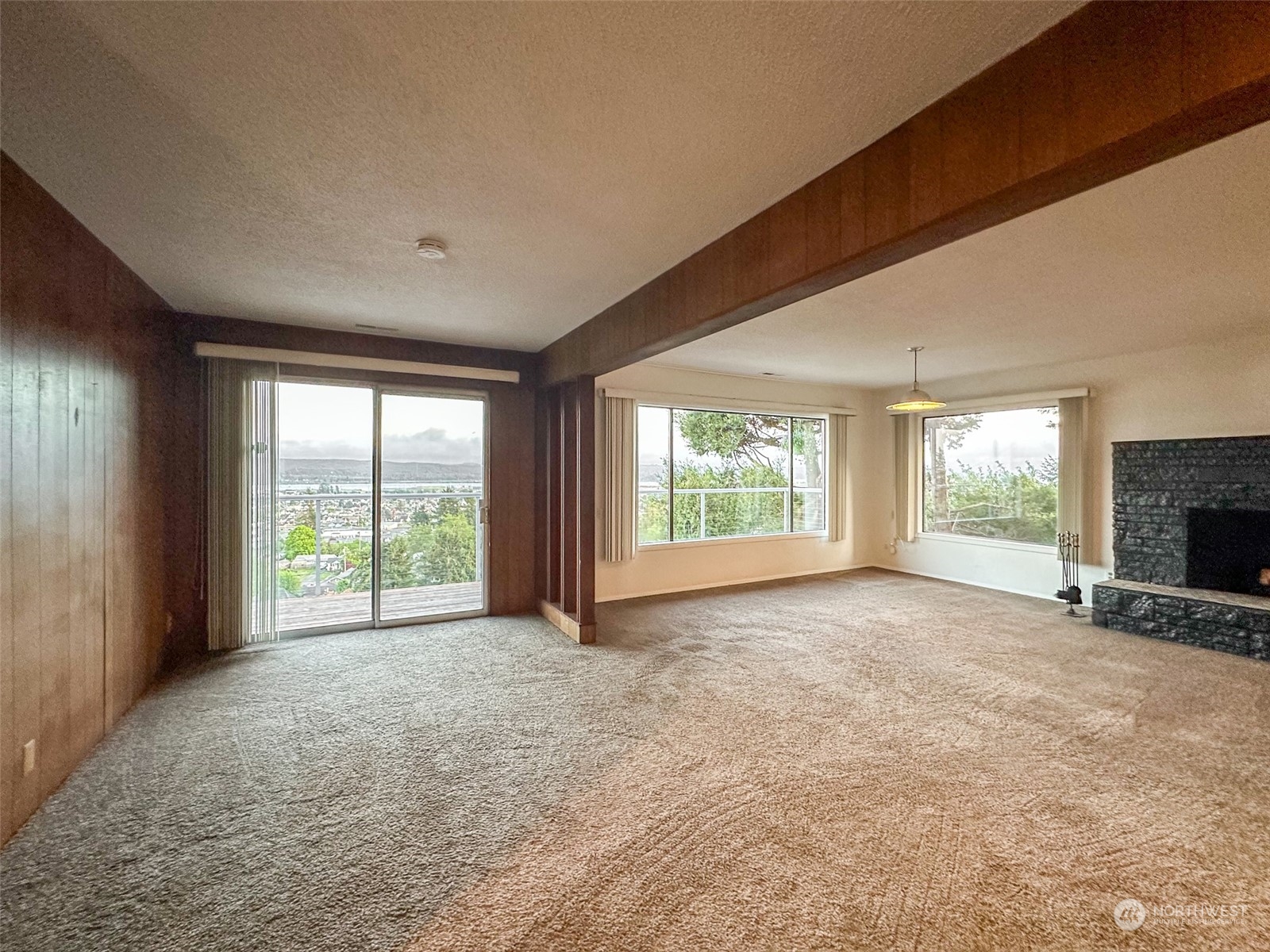 1911 Council Crest Drive Property Photo 13
