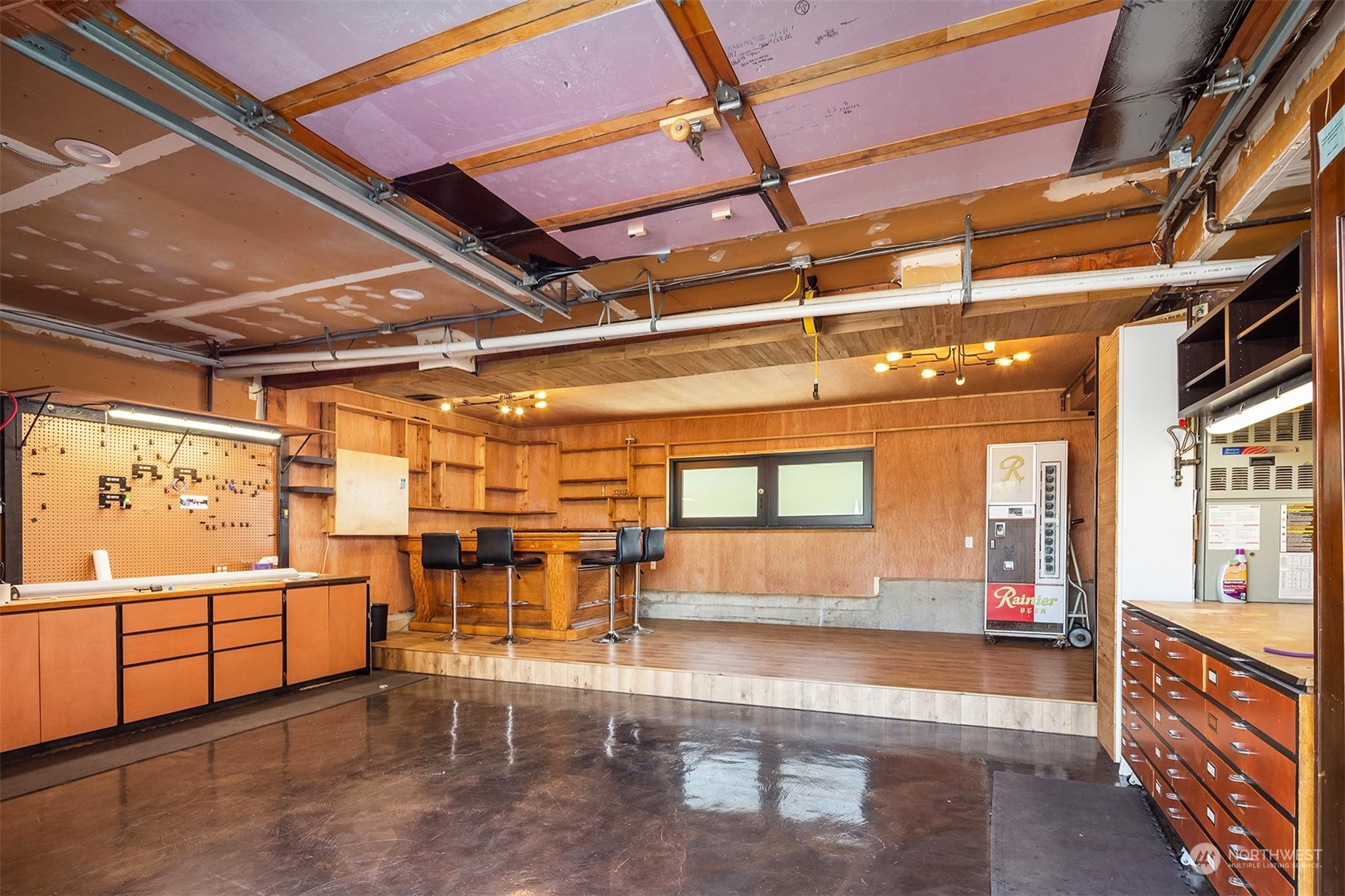 1026 Glen Street Property Photo 26