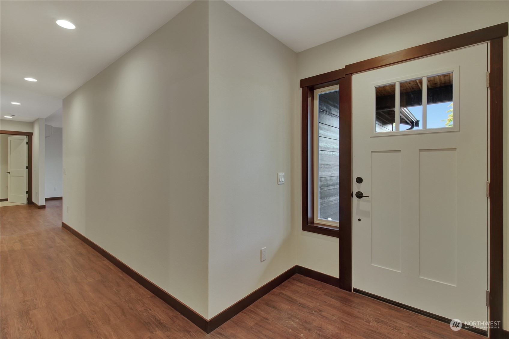 403 Commercial Avenue Property Photo 2