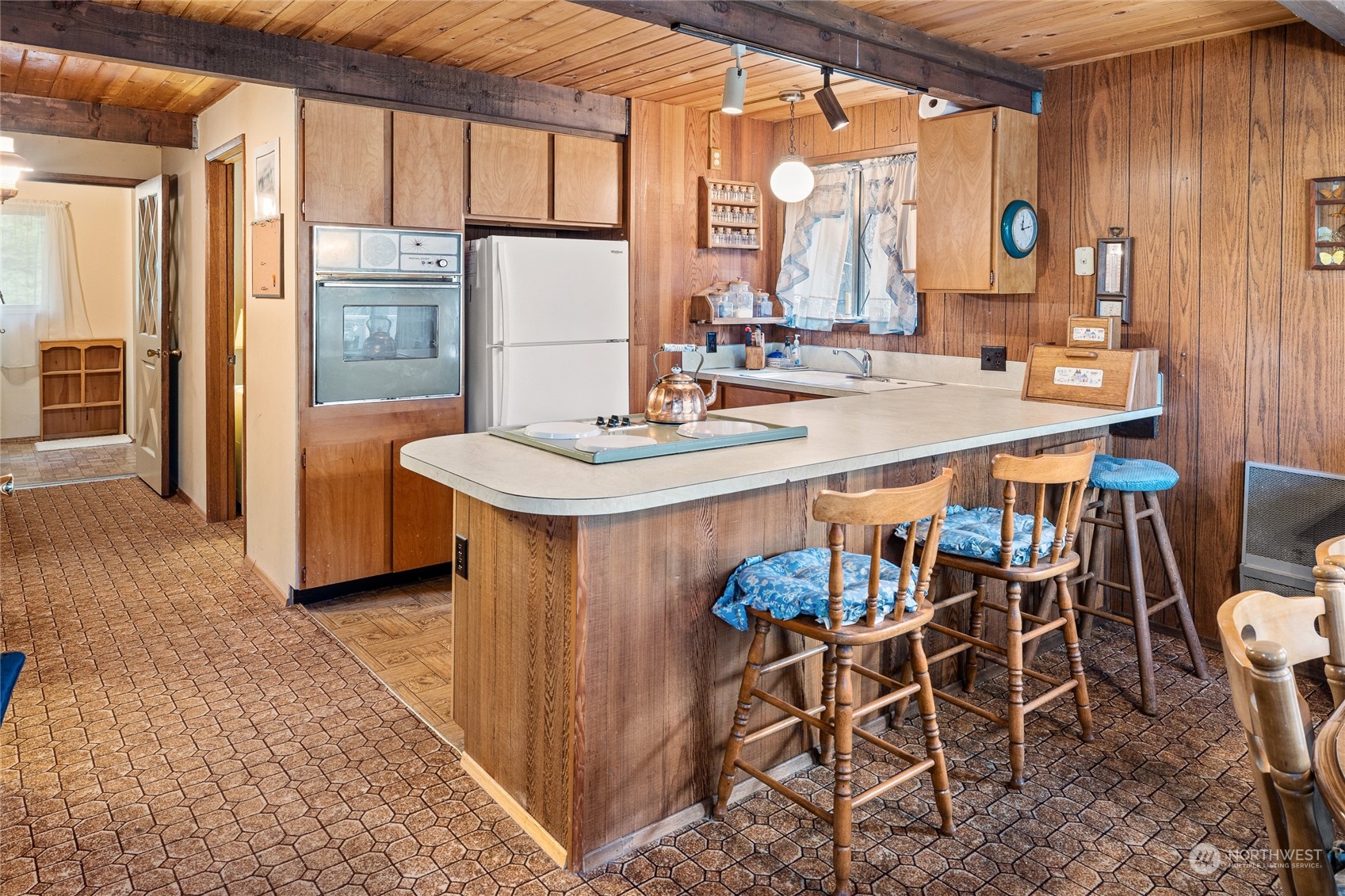 400 Highland Loop Property Photo 9