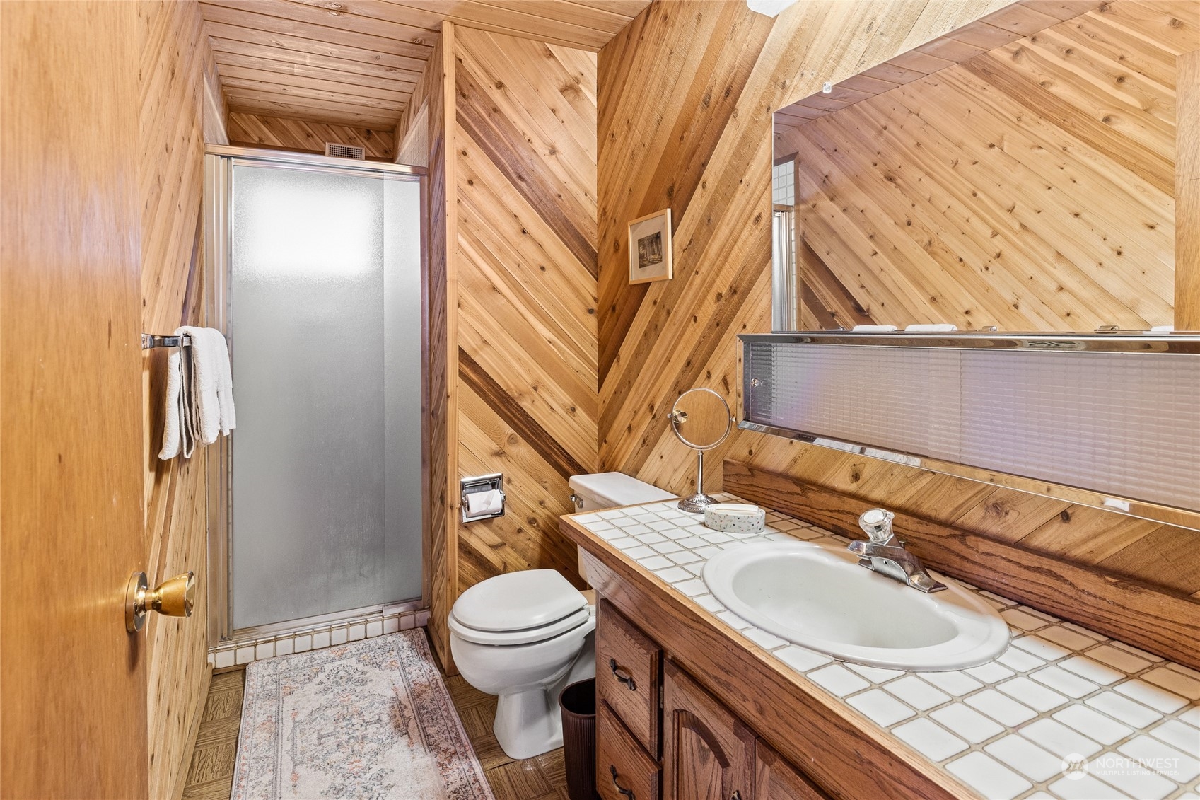 400 Highland Loop Property Photo 13