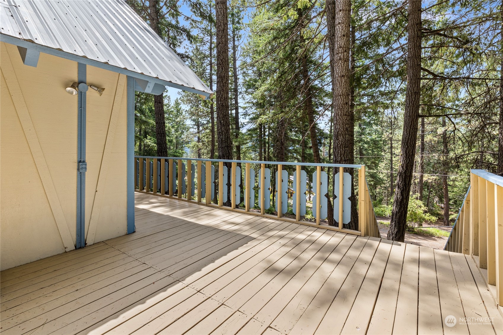 400 Highland Loop Property Photo 24
