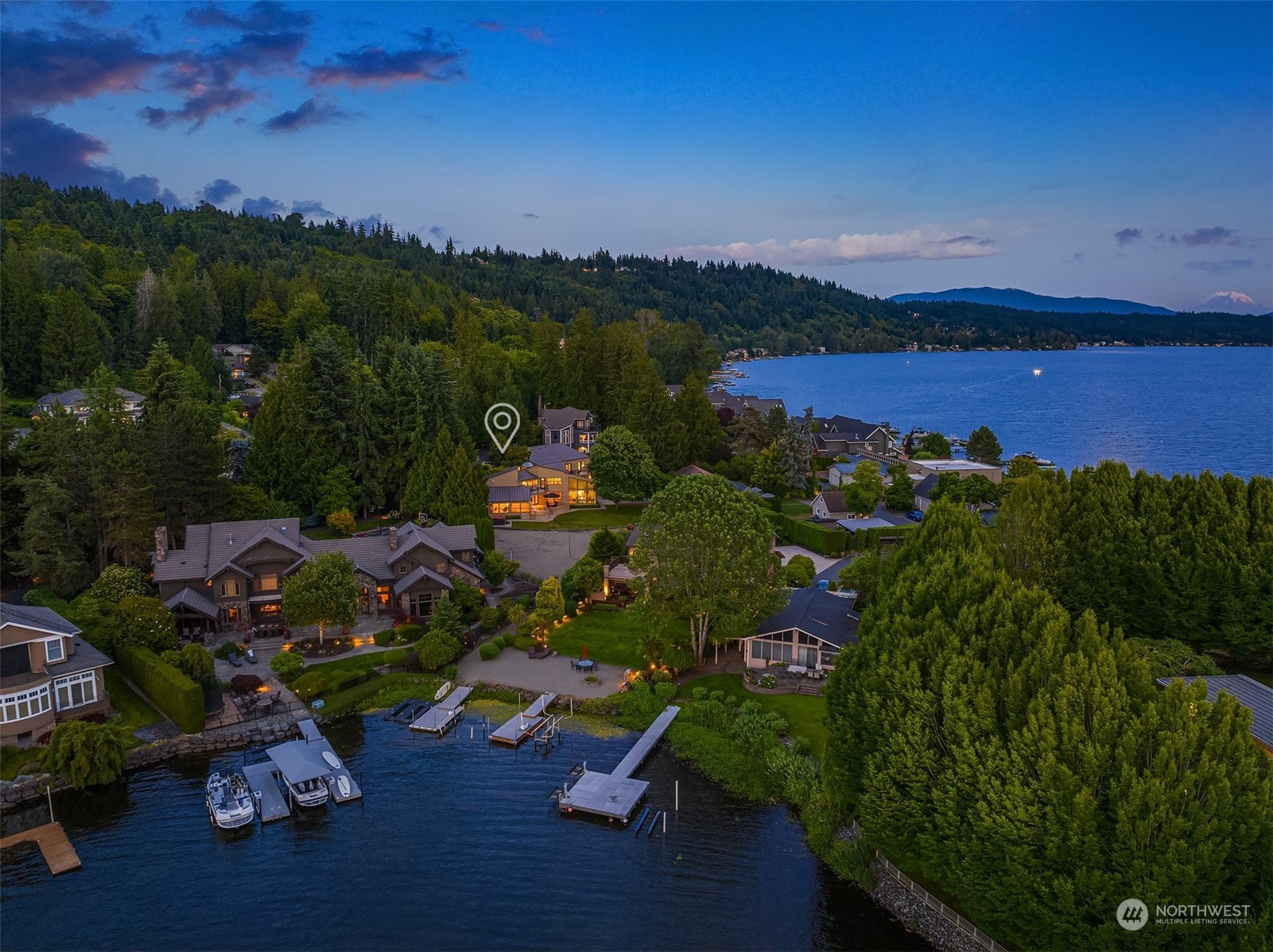 3525 E Lake Sammamish Shore Lane Property Photo 2