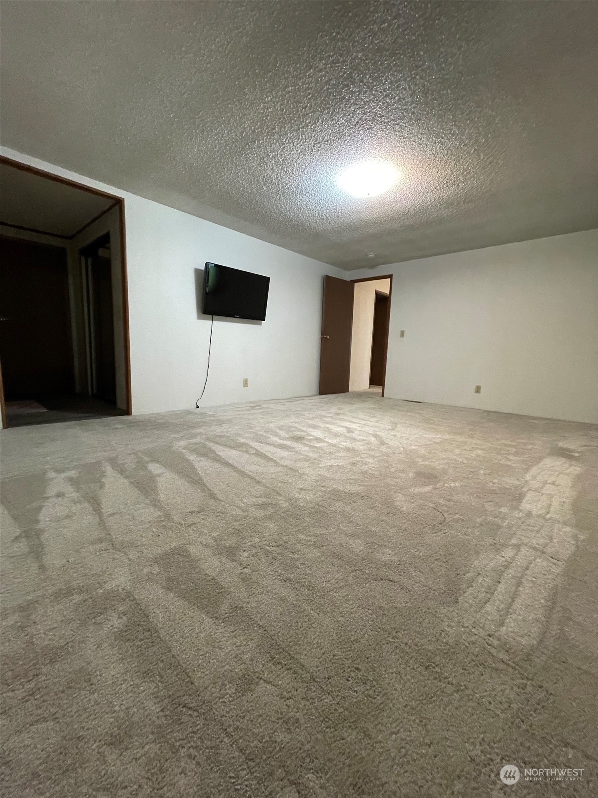5810 Fleming Street 11b Property Photo 8