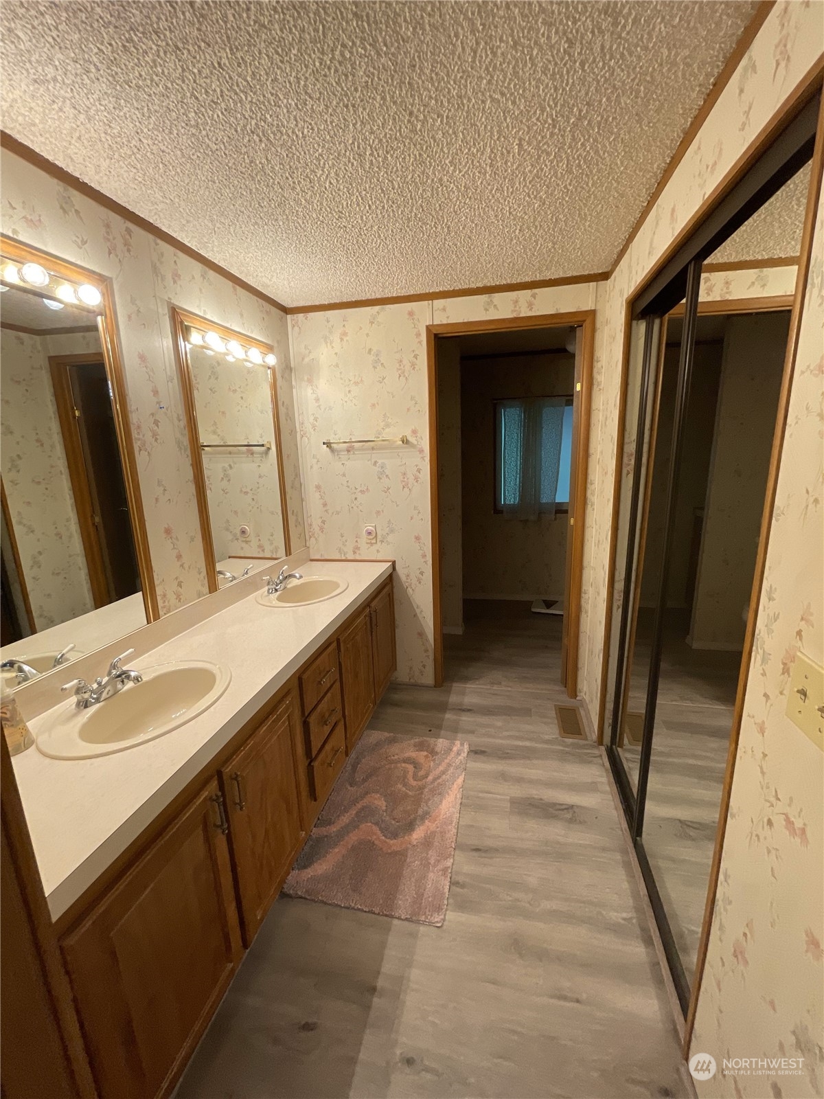 5810 Fleming Street 11b Property Photo 11