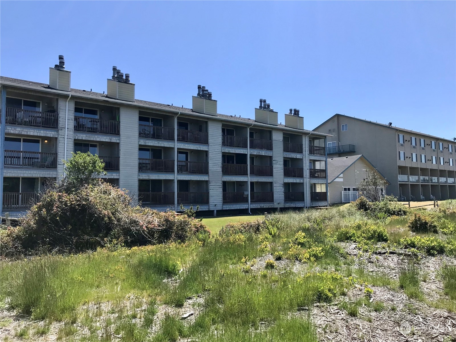 835 Ocean Shores Boulevard 208 Property Photo 2