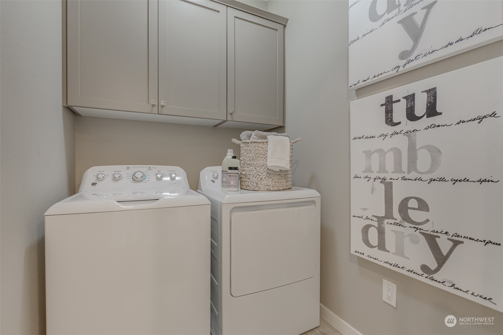 6418 Seaglass Avenue 115 Property Photo 13