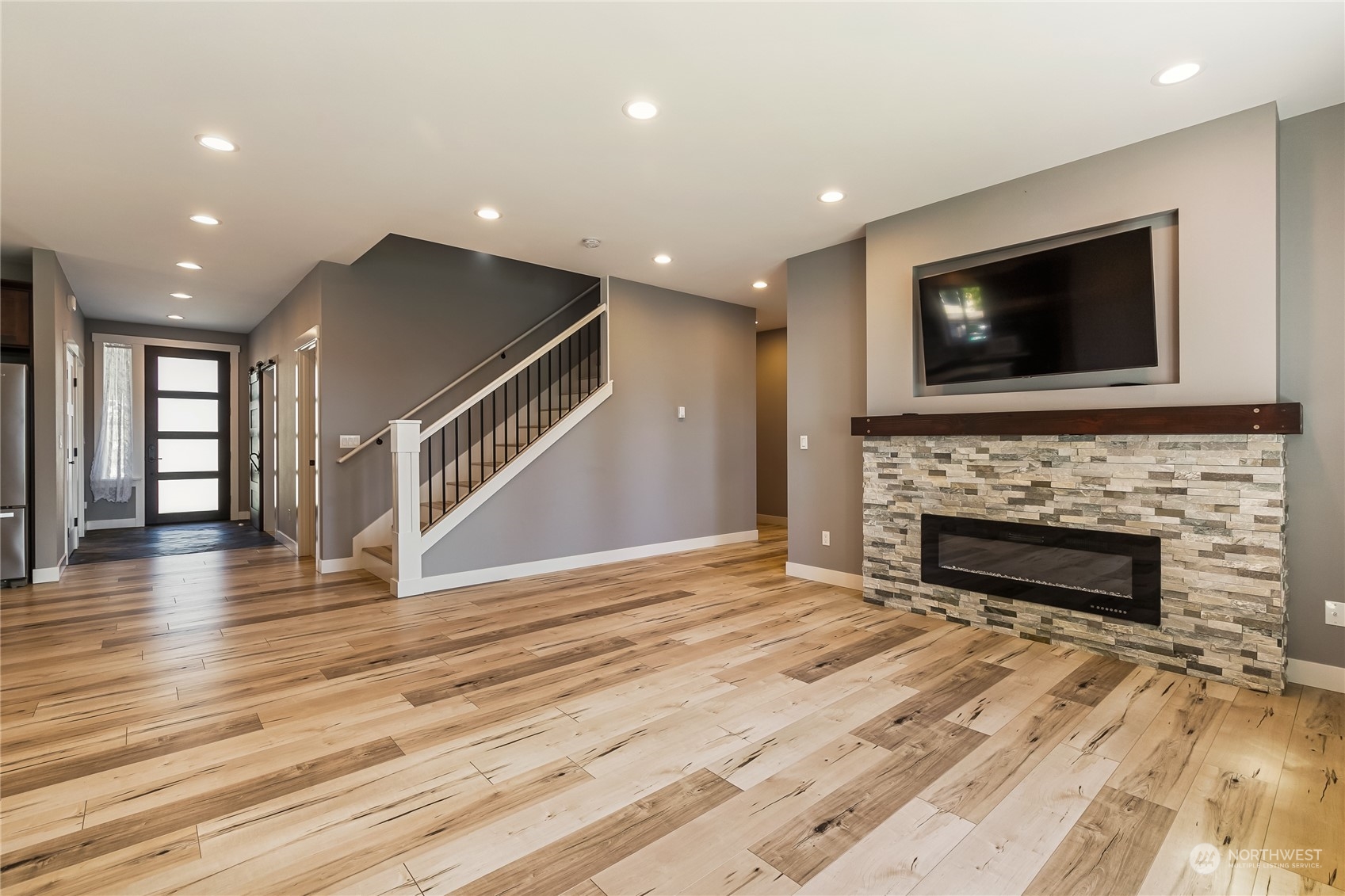 4460 Moresby Way Property Photo 15
