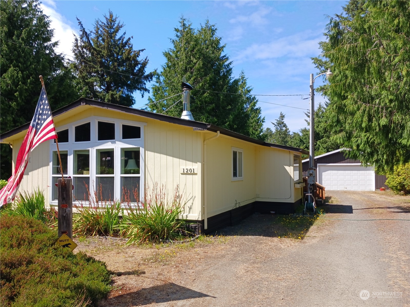 1201 300th Place Property Photo 1