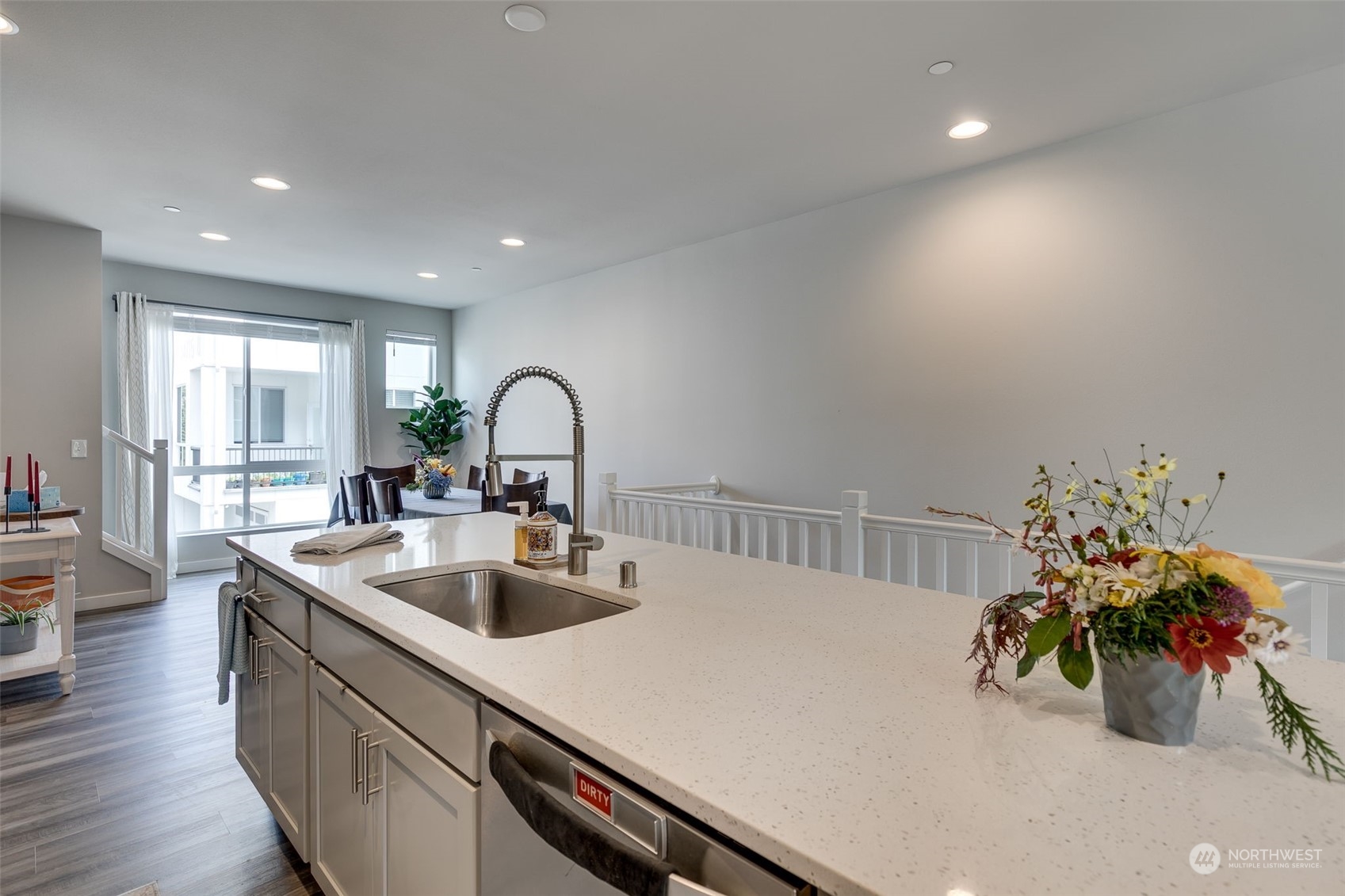 14715 Admiralty Way A3 Property Photo 12