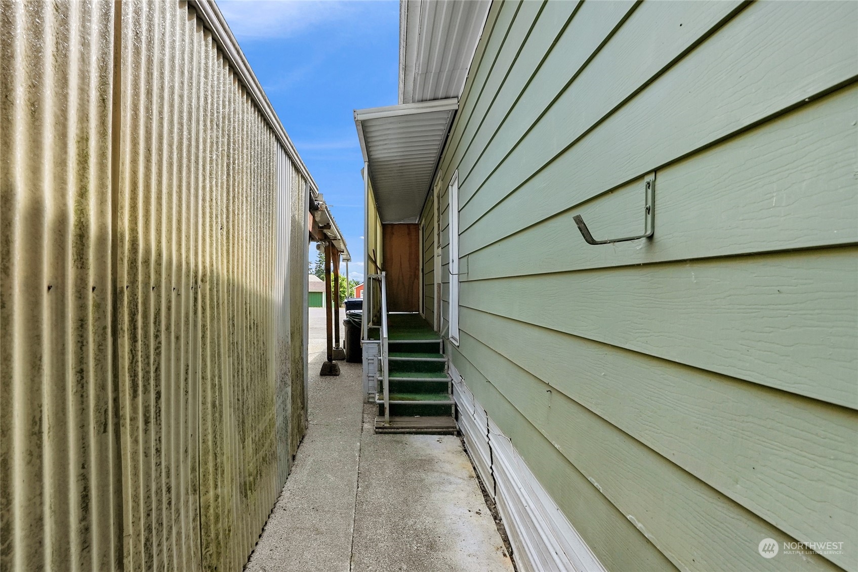 4425 Meridian Ave N #17 17 Property Photo 32