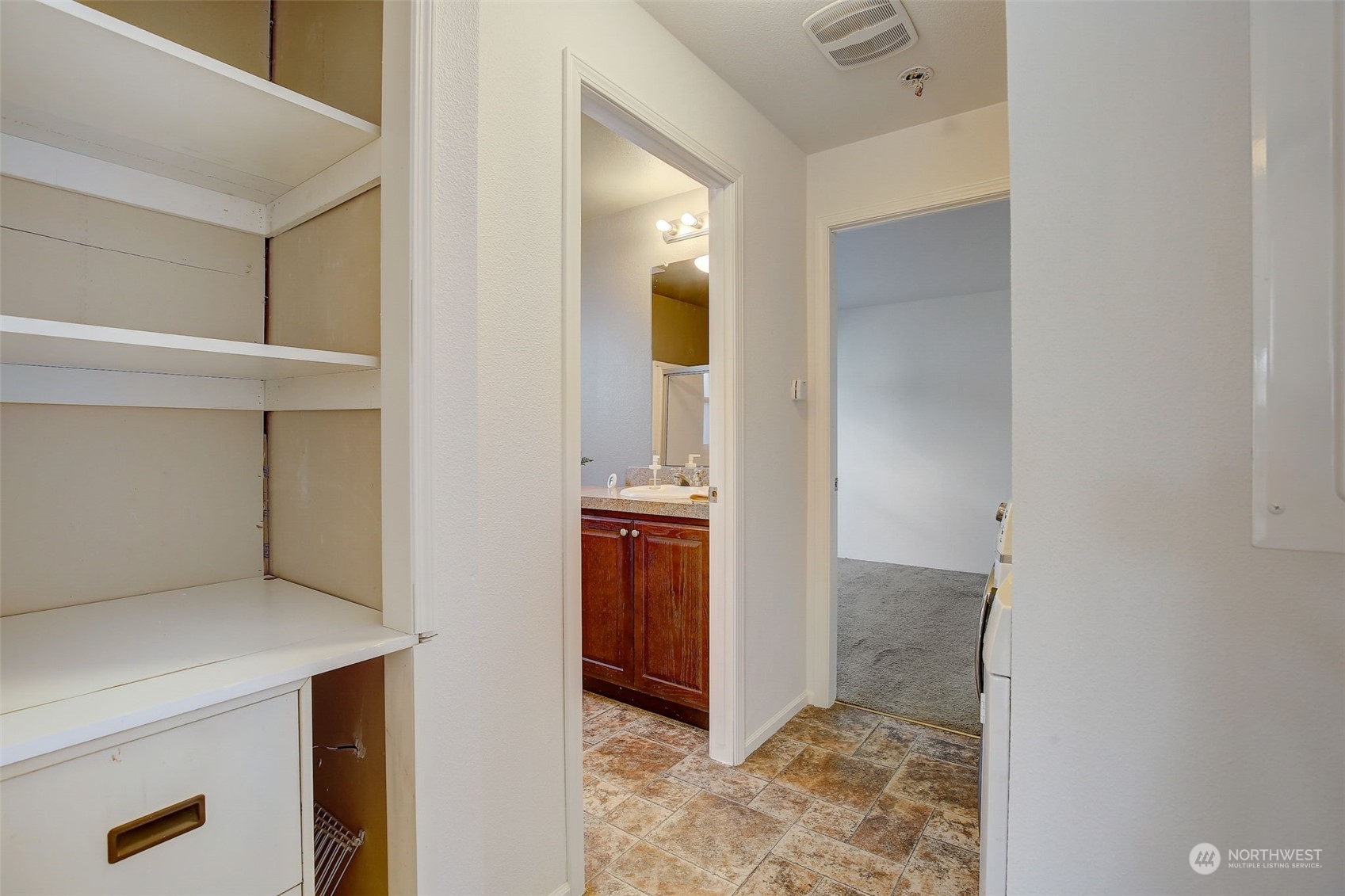 15266 Pine Drive Property Photo 10