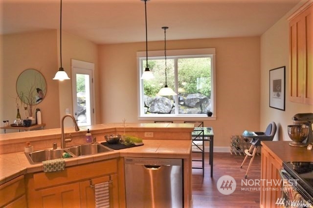 1394 Rockcreek Lane Property Photo 3