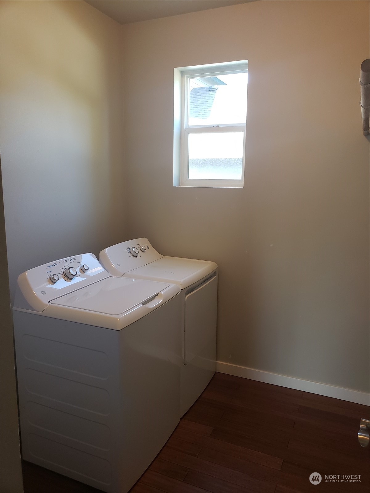 578 D Street Property Photo 7