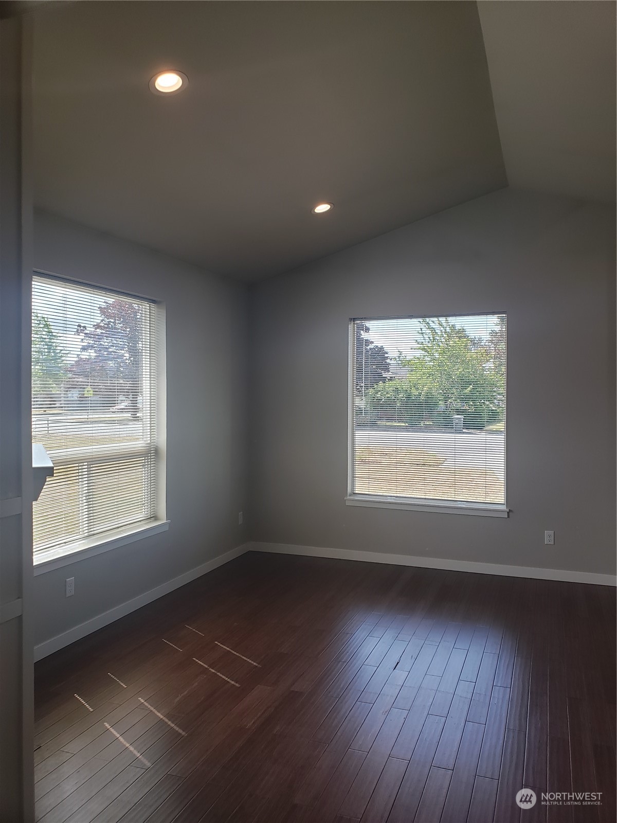 578 D Street Property Photo 11