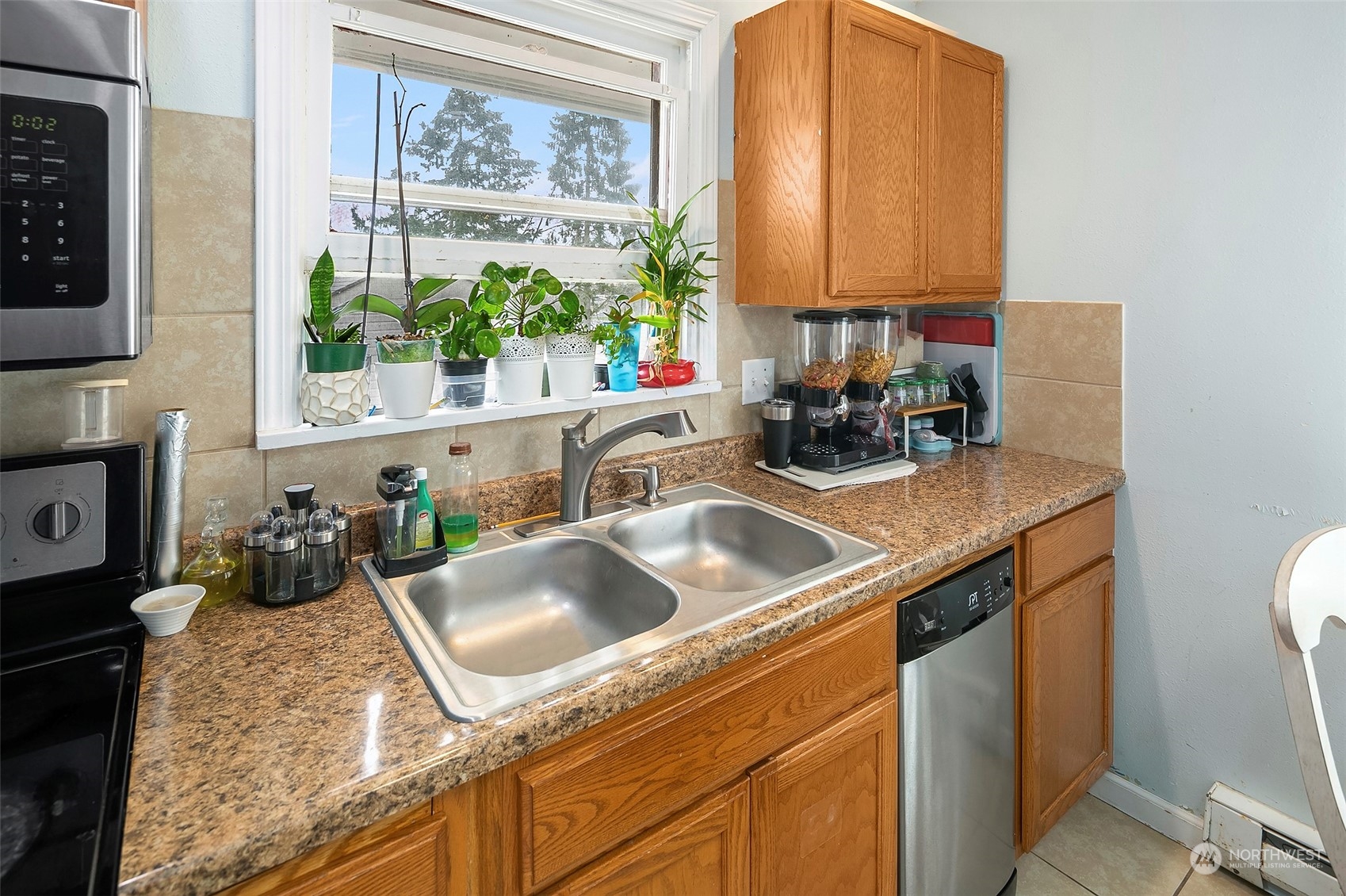 264 Taylor Avenue Property Photo 9