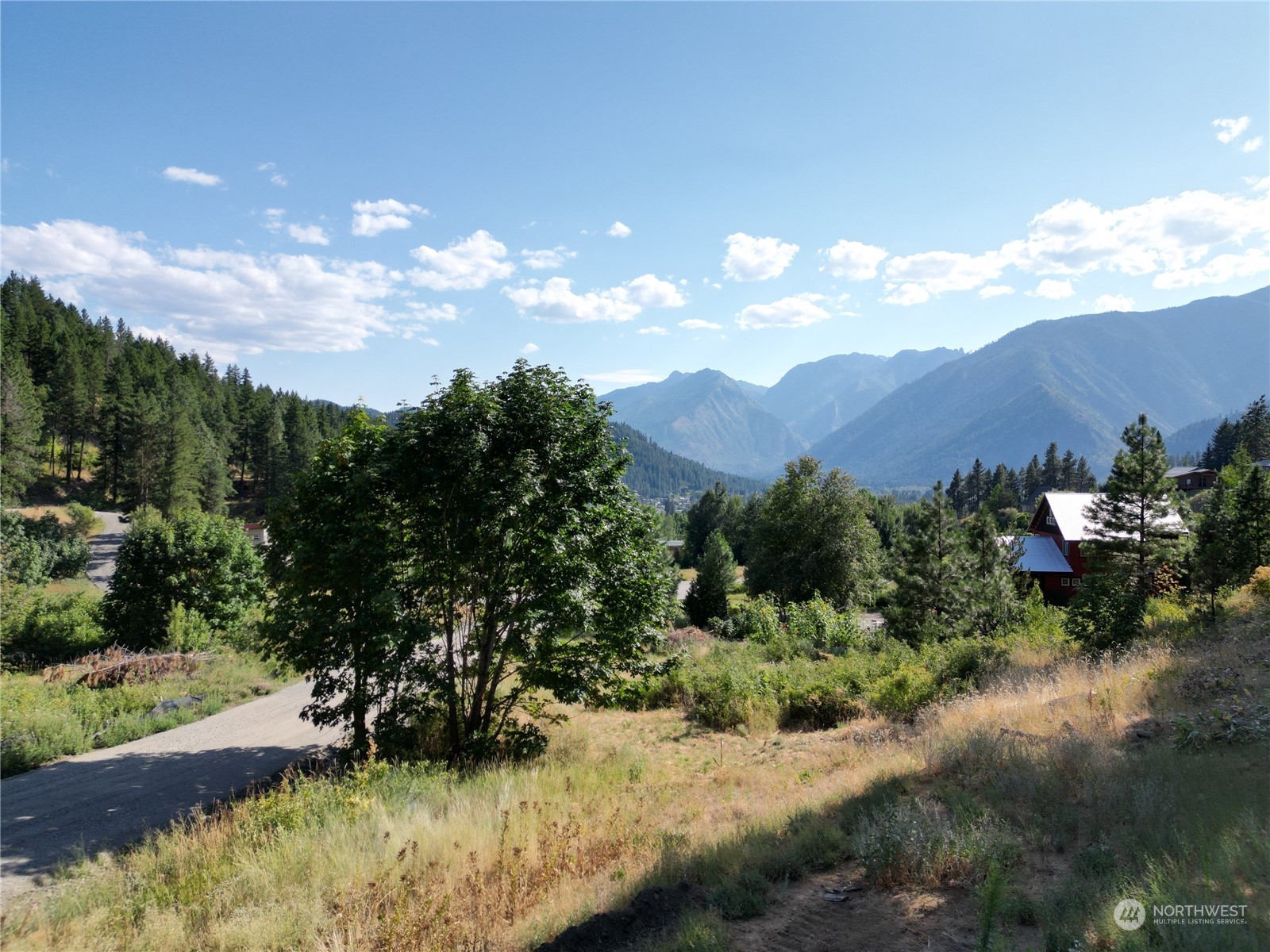 10690 Fox Road Property Photo 11