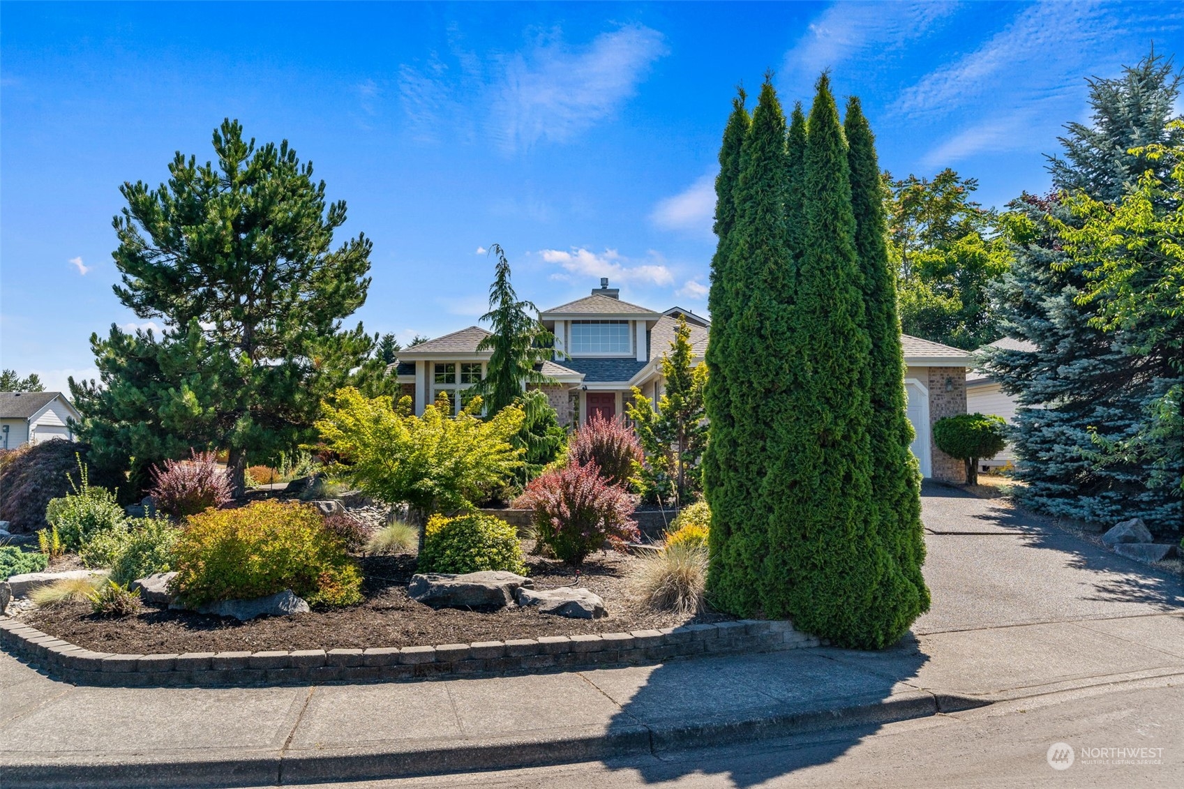 5913 Thornbury Drive Property Photo
