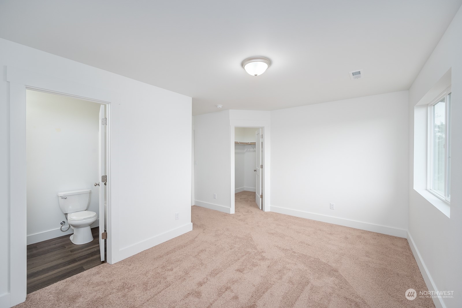 601 603 S Pine Avenue Property Photo 25