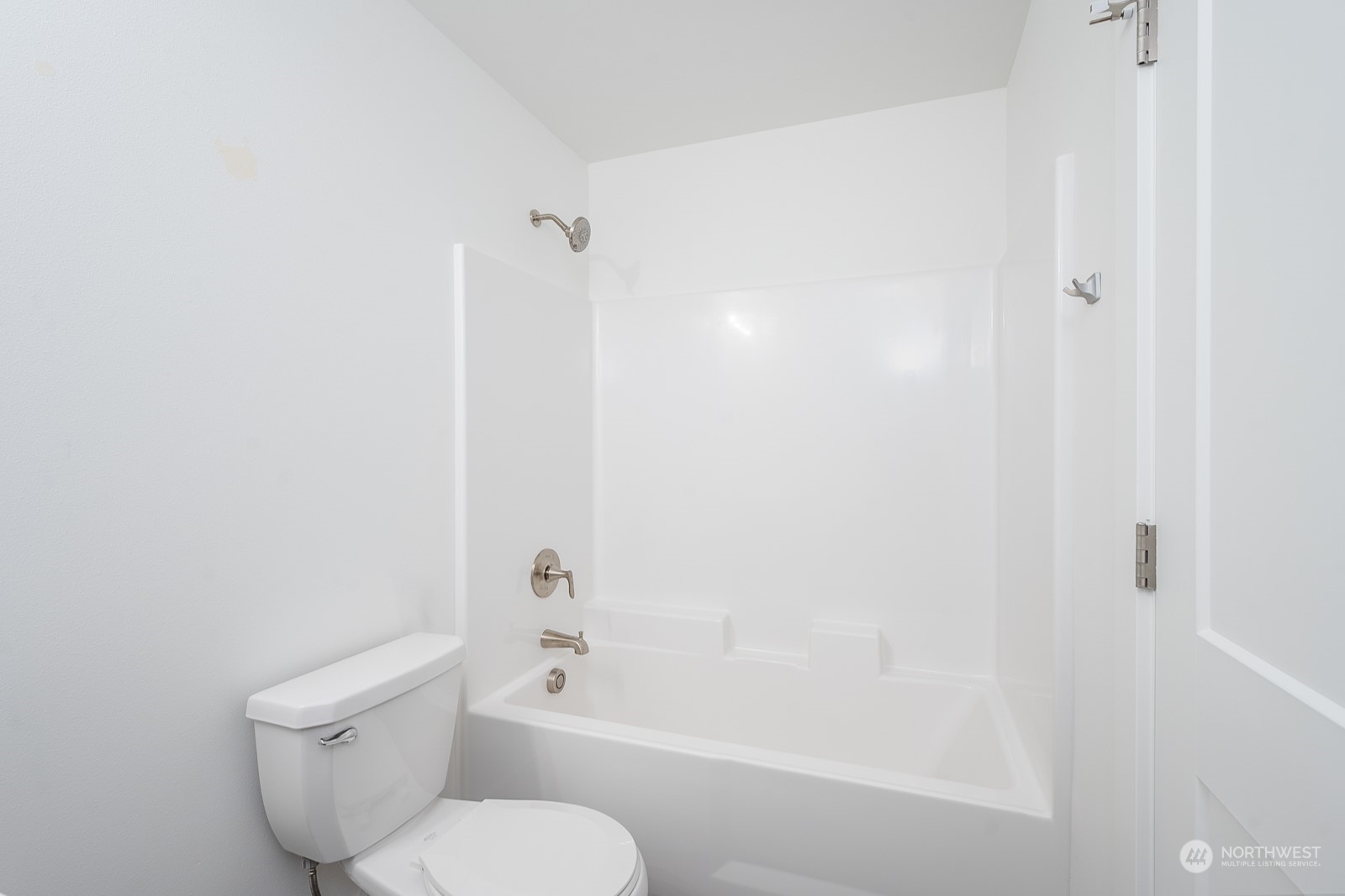601 603 S Pine Avenue Property Photo 33