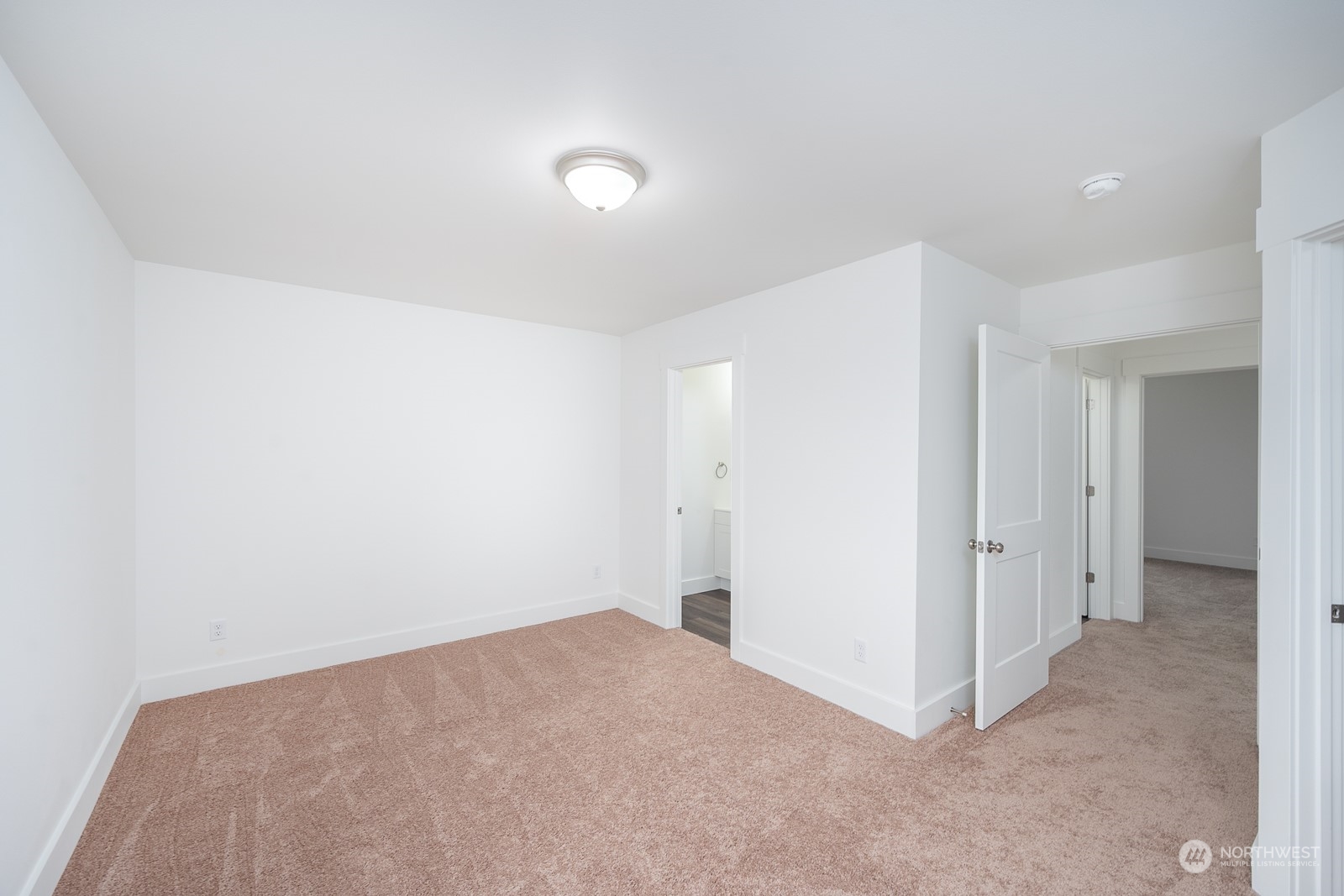 513 515 S Pine Avenue Property Photo 34
