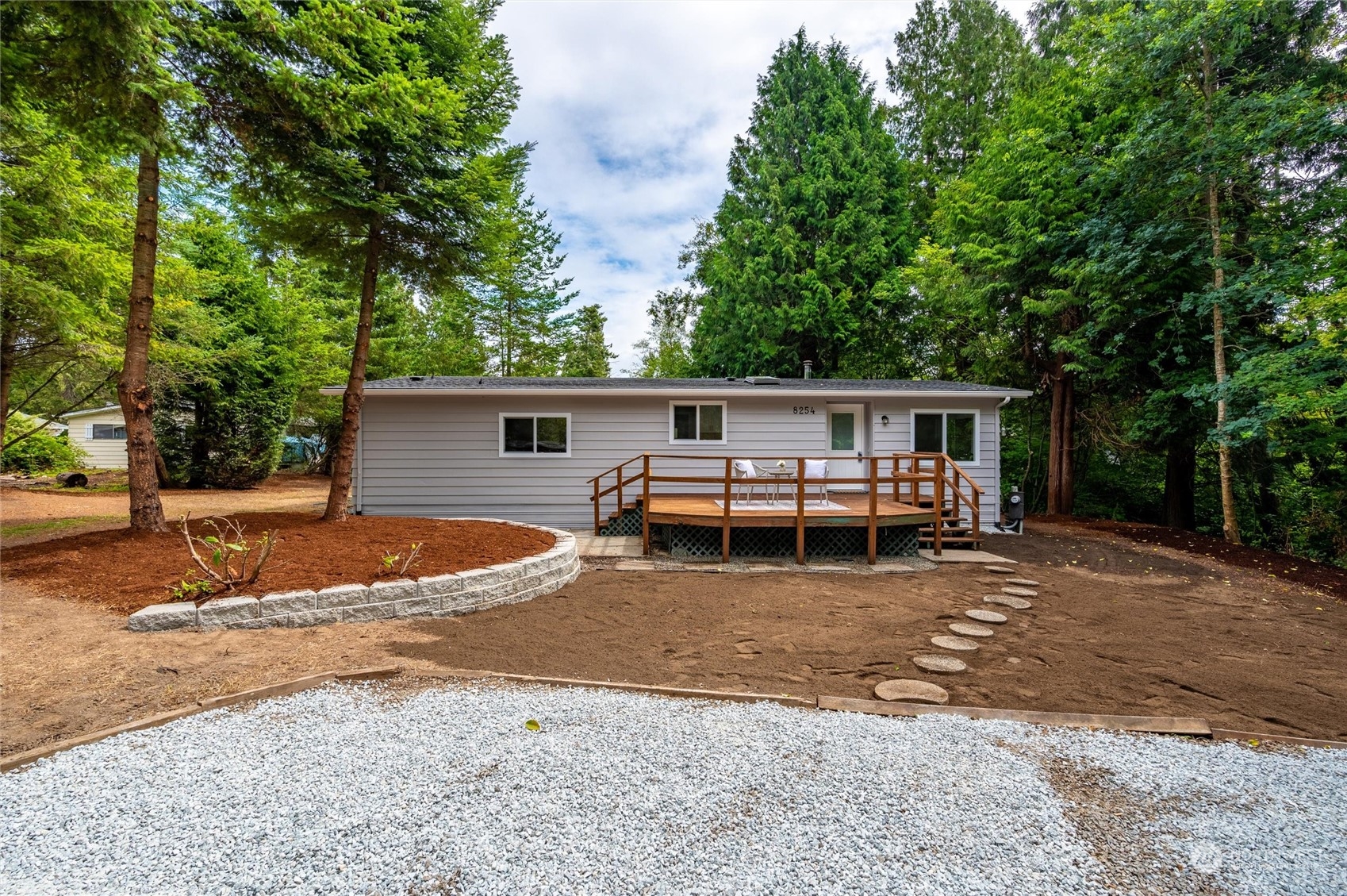 8254 Salish Ln Property Photo