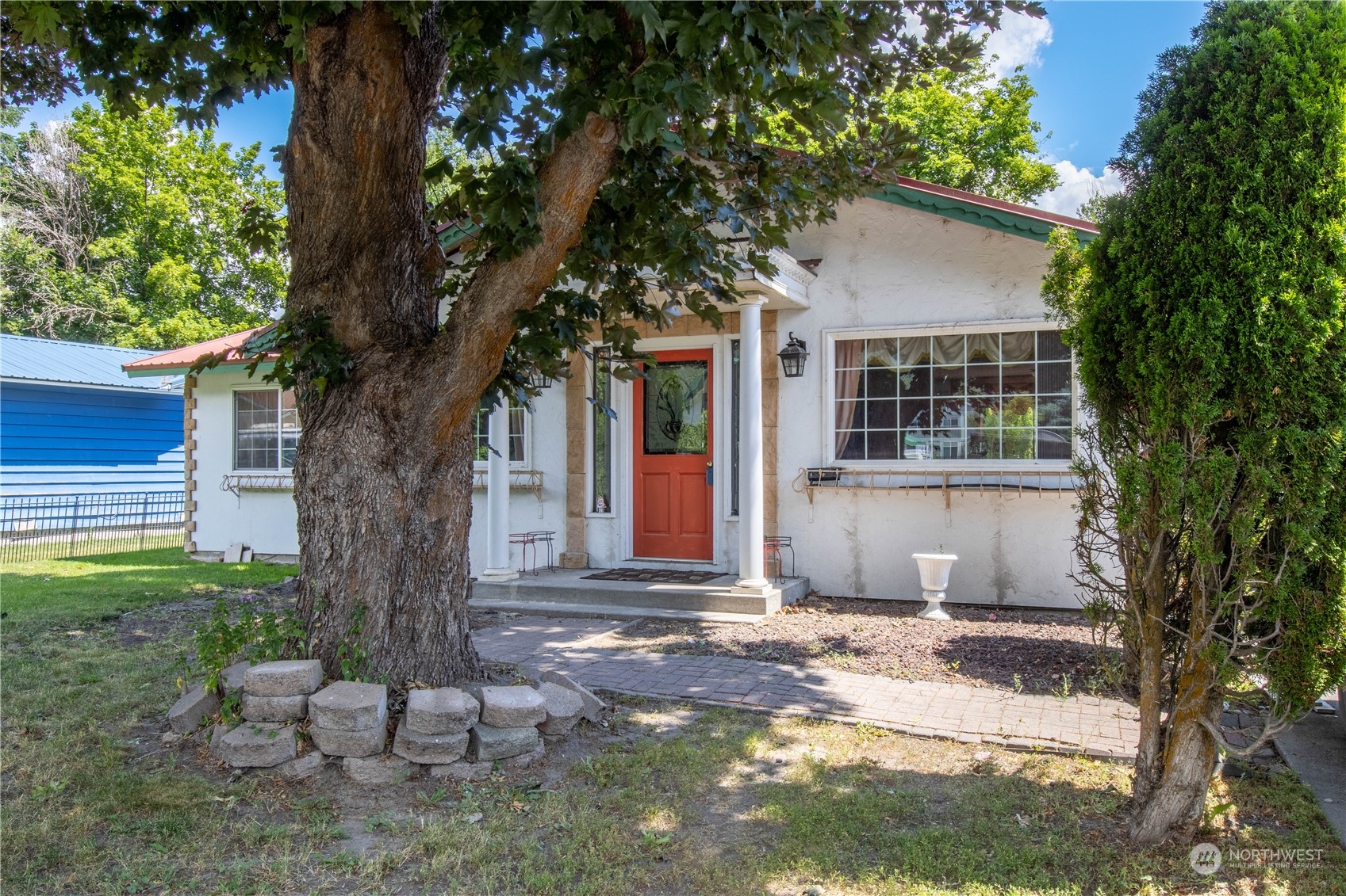 528 Cascade Street Property Photo 1
