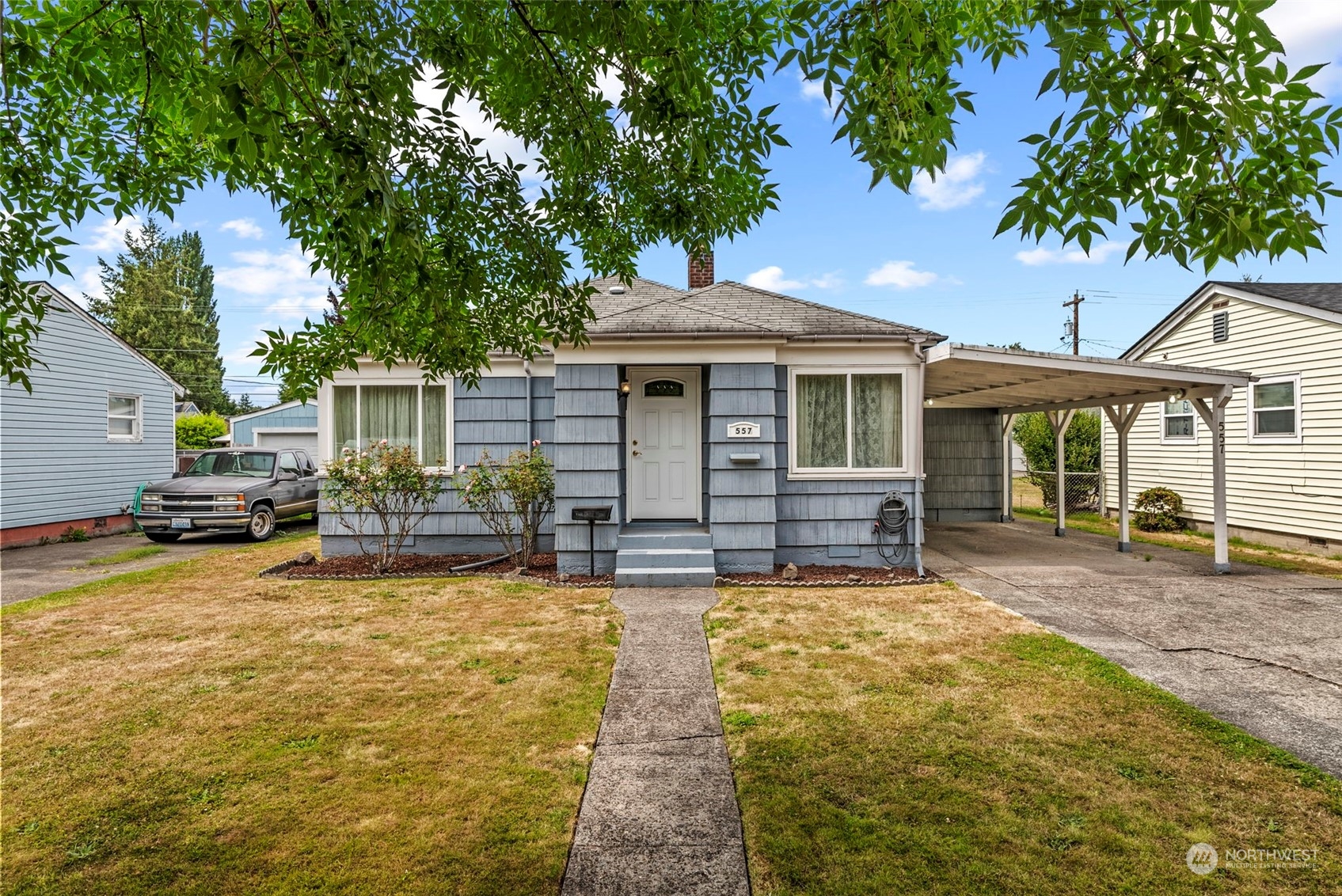 557 27th Avenue Property Photo 1