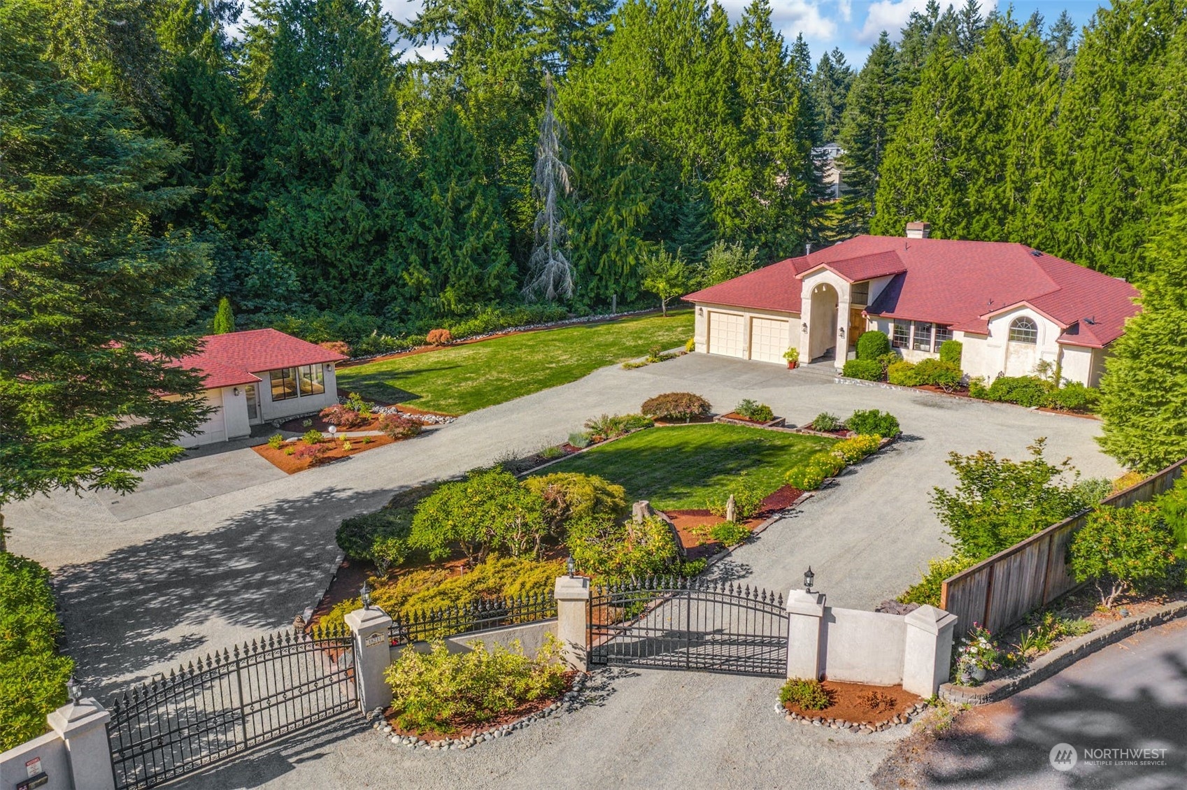 18211 124th Avenue Property Photo 1
