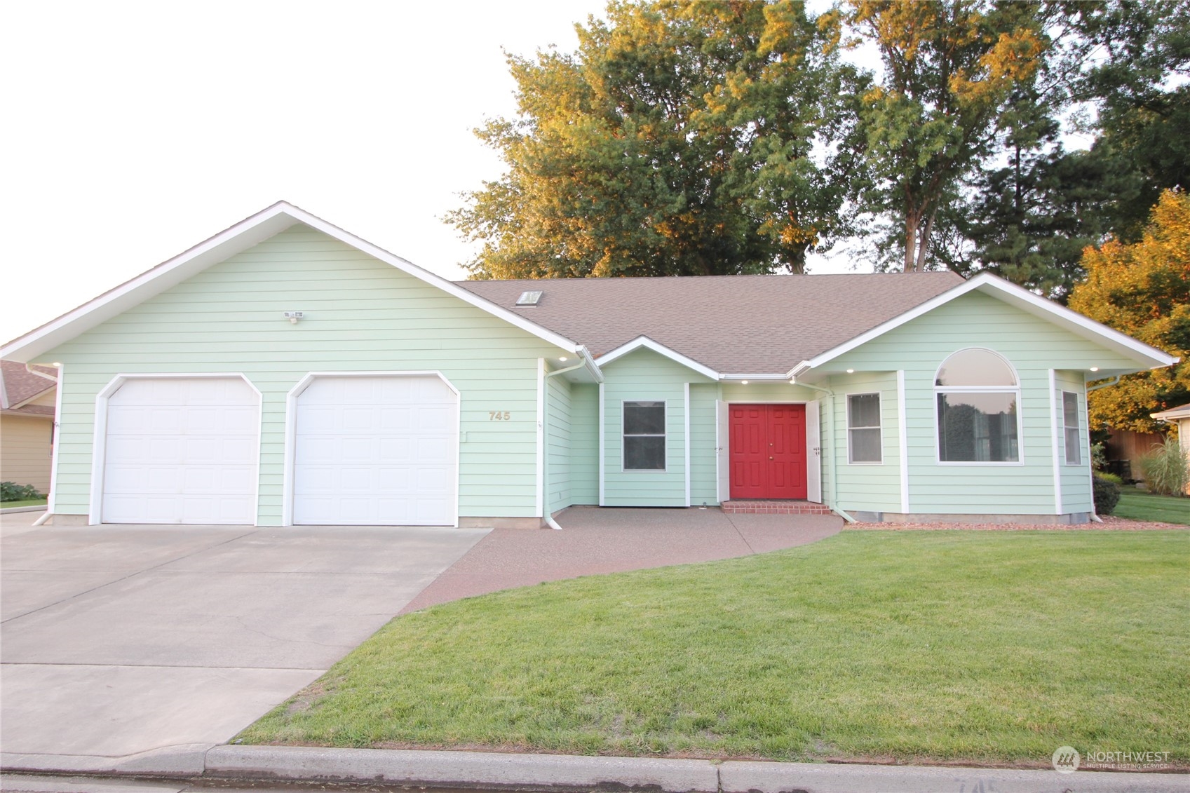 745 Wheatland Street Property Photo
