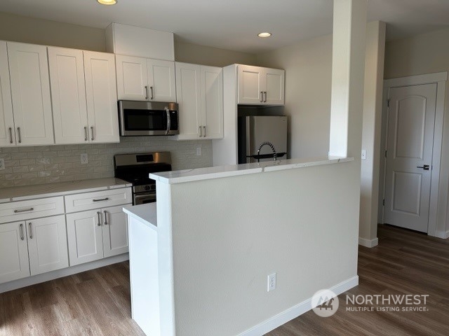 1940 S 240th Street Property Photo 11