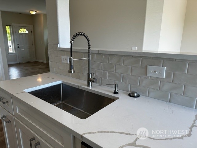 1940 S 240th Street Property Photo 13