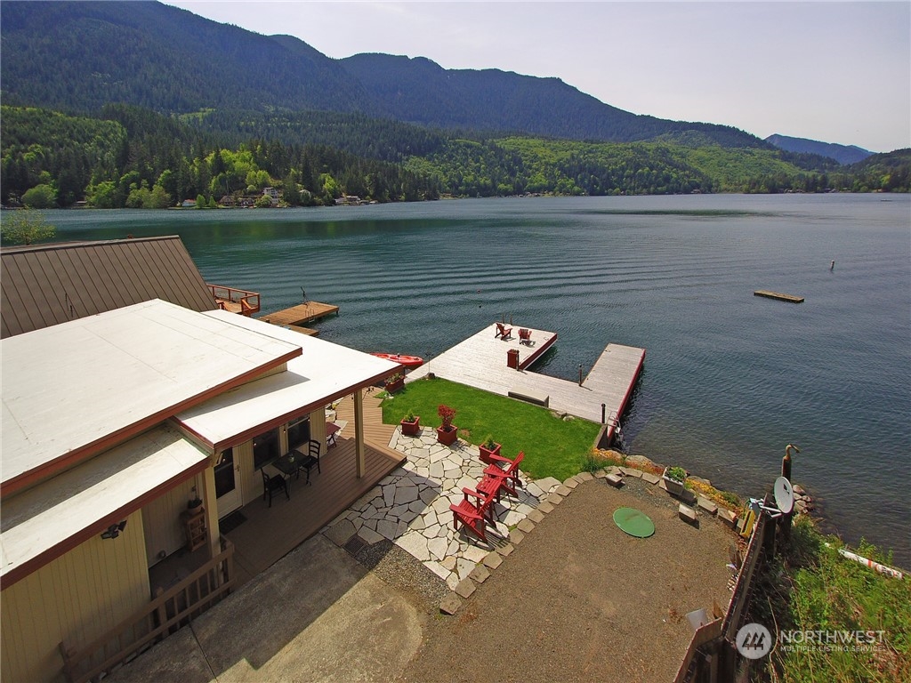210 Longfellow Road Property Photo