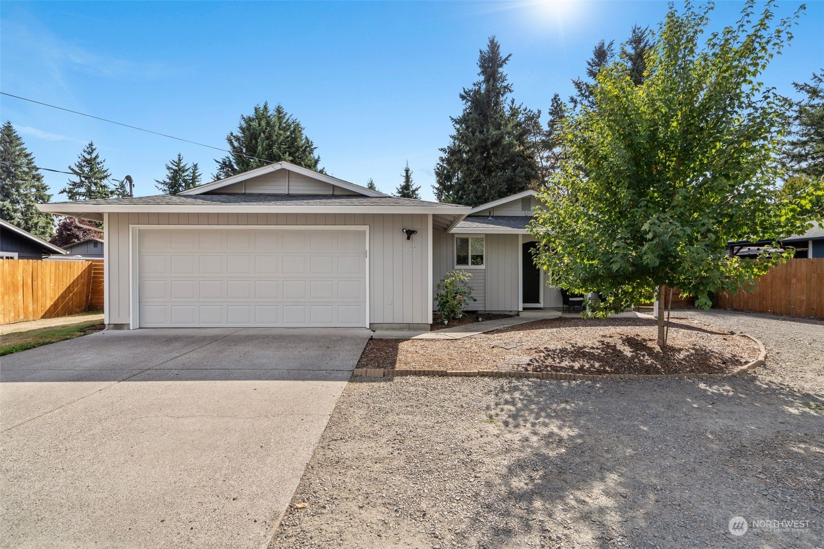 14807 Ne 39th Street Property Photo 2