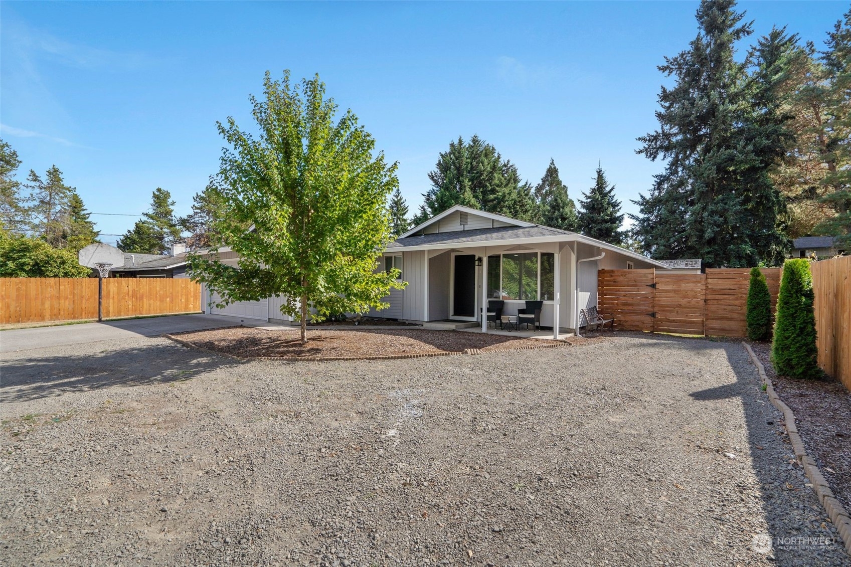 14807 Ne 39th Street Property Photo 3