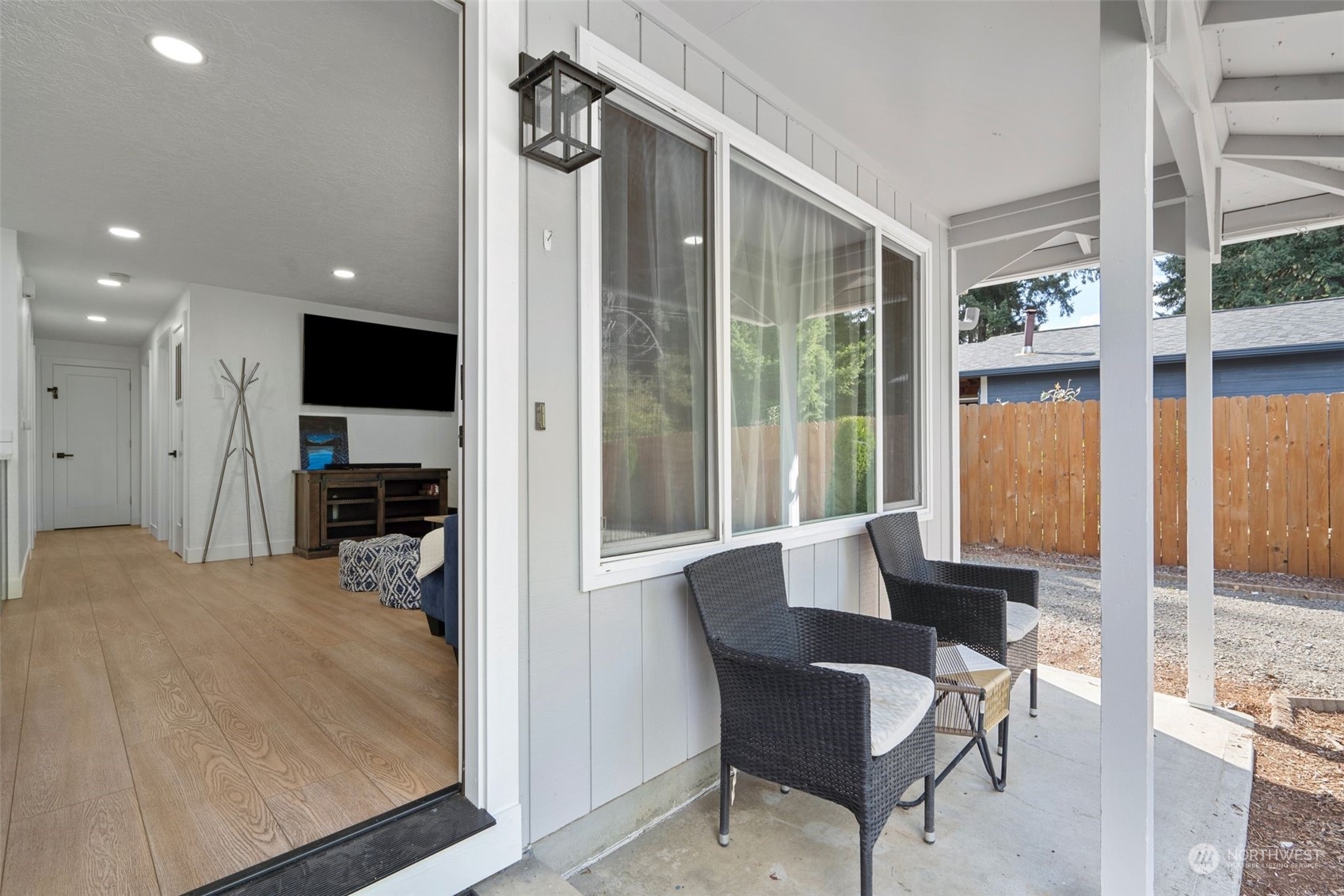 14807 Ne 39th Street Property Photo 6
