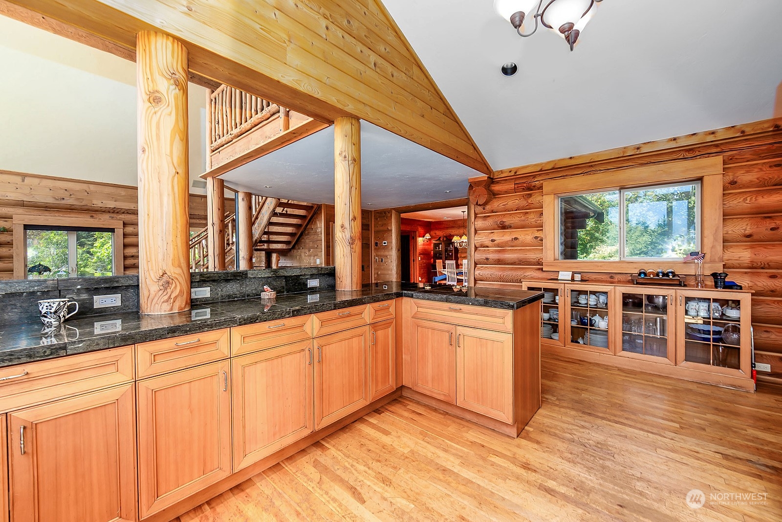 1738 Lampard Road Property Photo 8