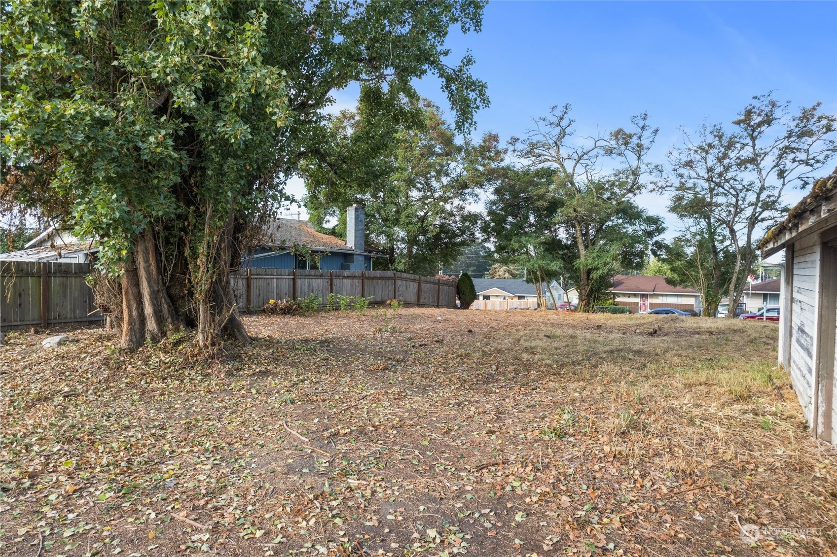 7637 S Thompson Avenue Property Photo 1