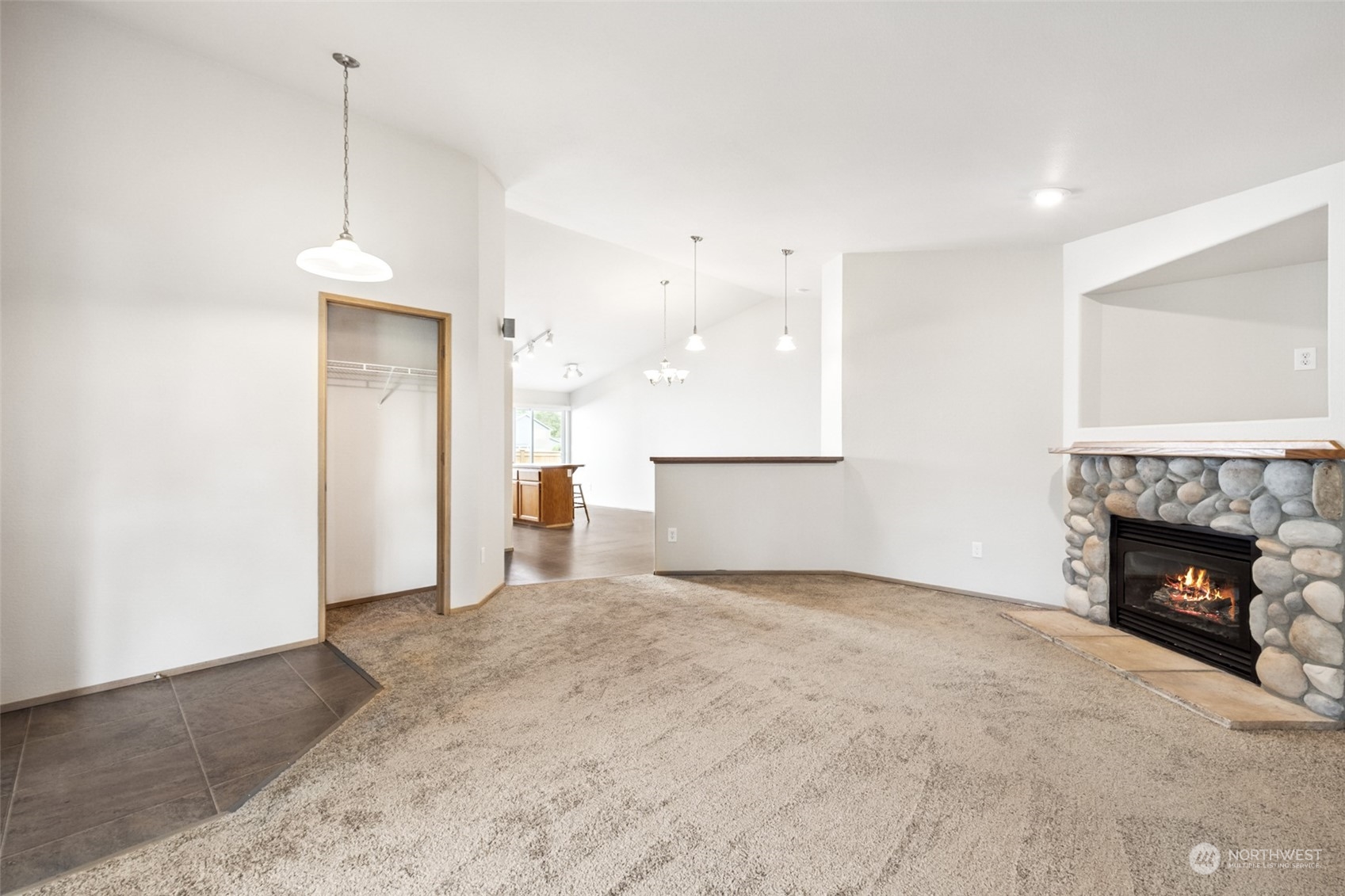 17917 66th Avenue Ct Property Photo 4