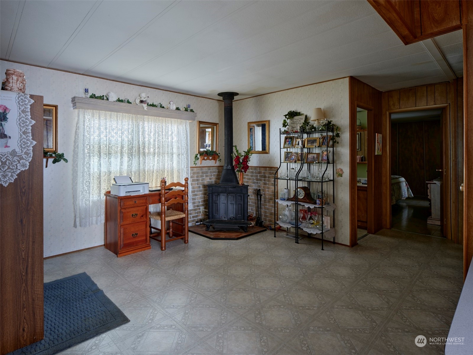 340 Woodland Heights Road Property Photo 7