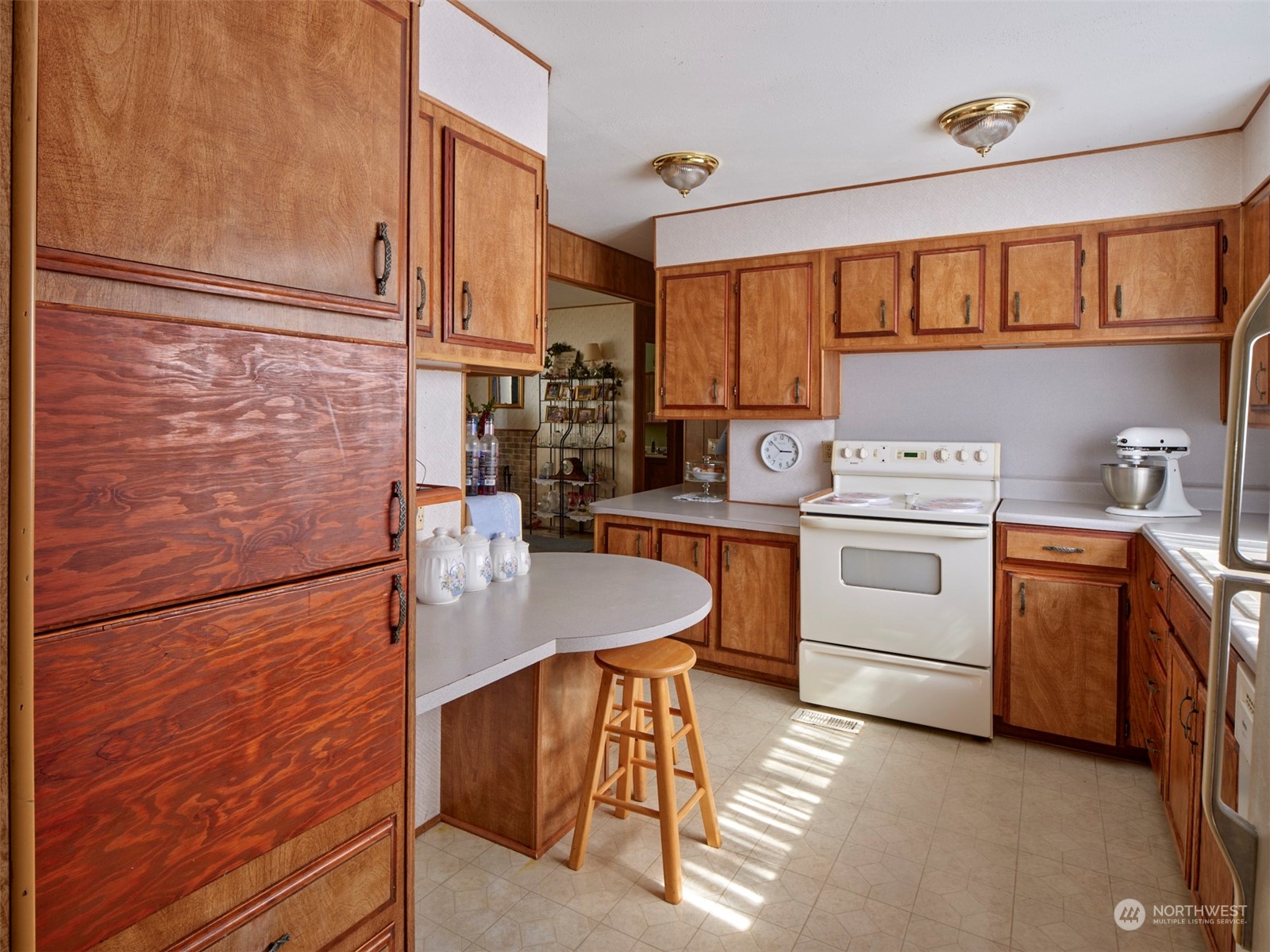 340 Woodland Heights Road Property Photo 10