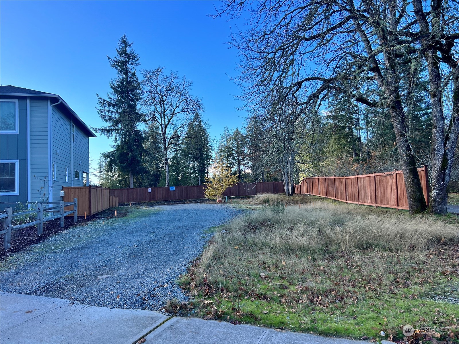 1915 Mayes Road Property Photo 1