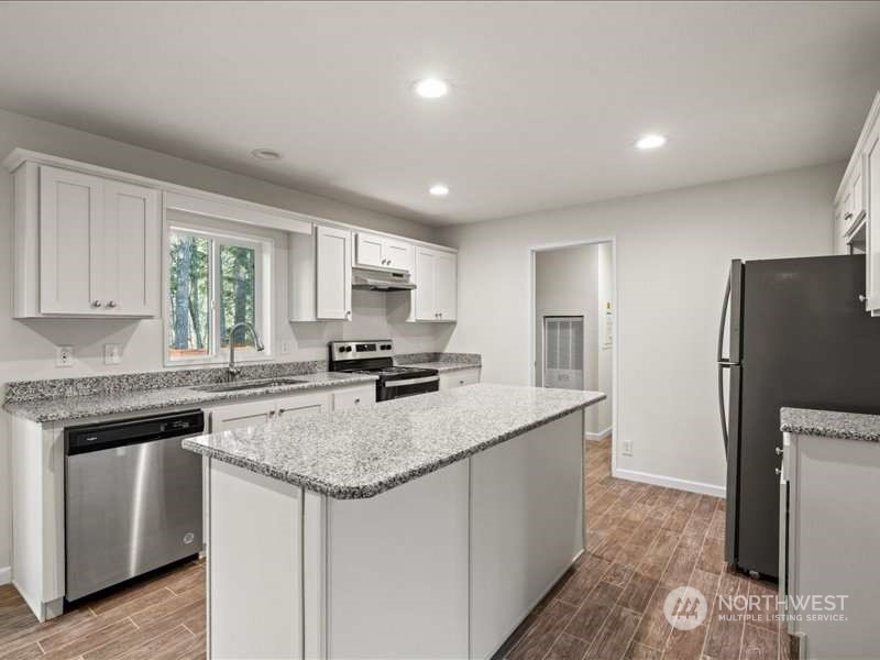 670 E Wilson Way Property Photo 11
