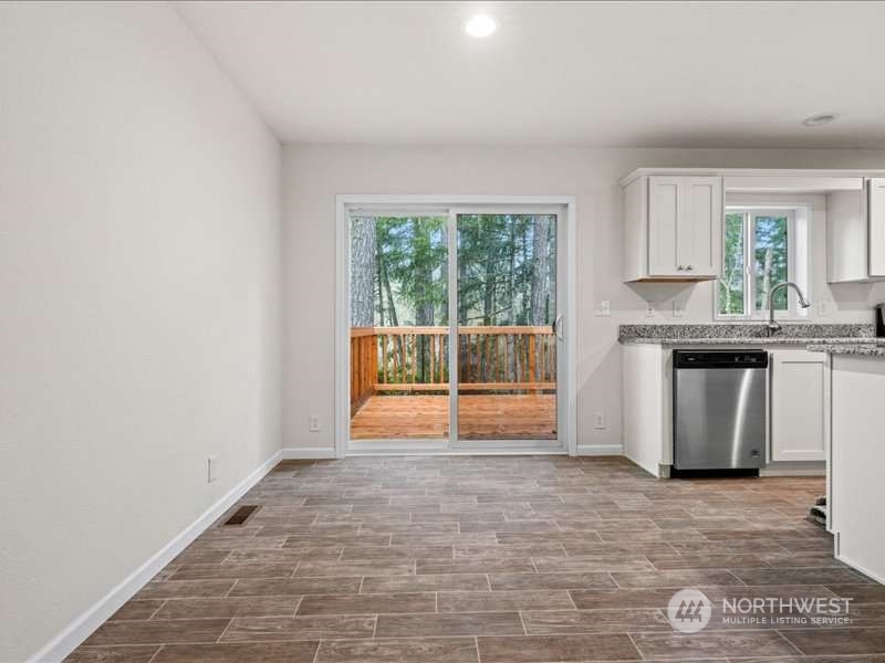 670 E Wilson Way Property Photo 12