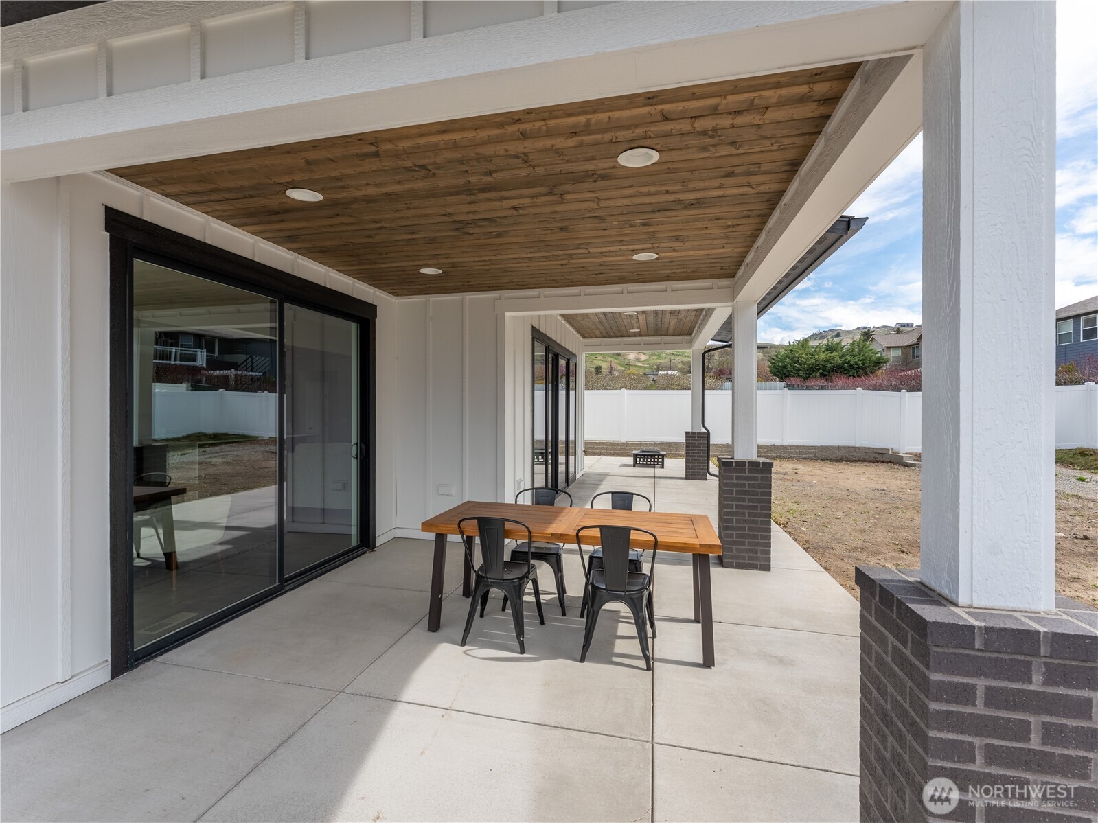 126 Chadwick St Property Photo 18