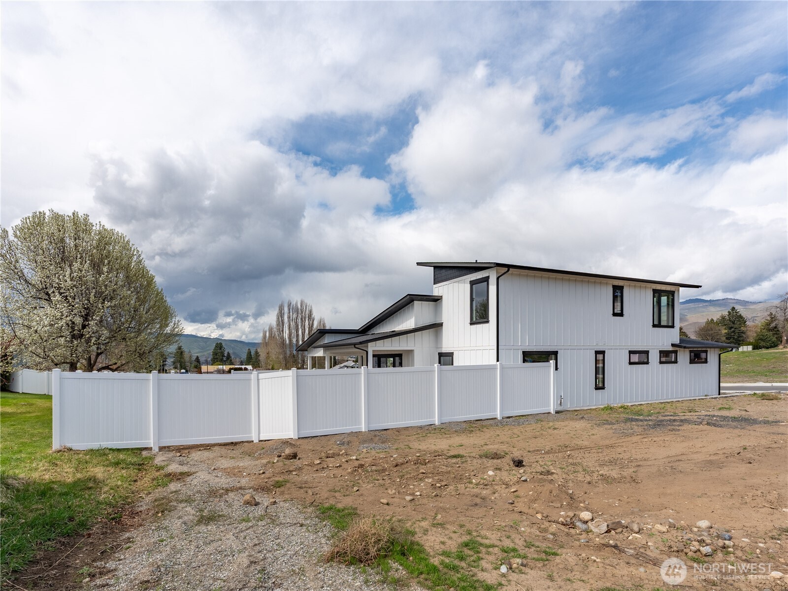 126 Chadwick St Property Photo 40