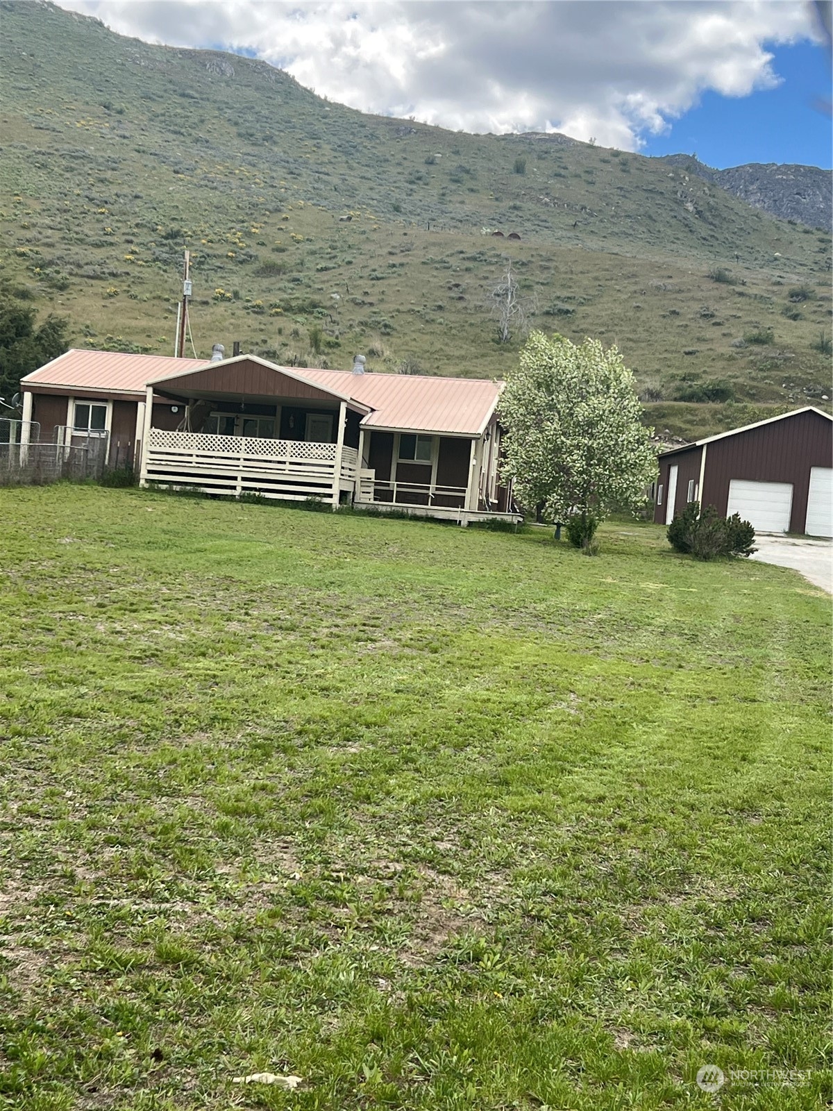 547 Valley Rd. Property Photo