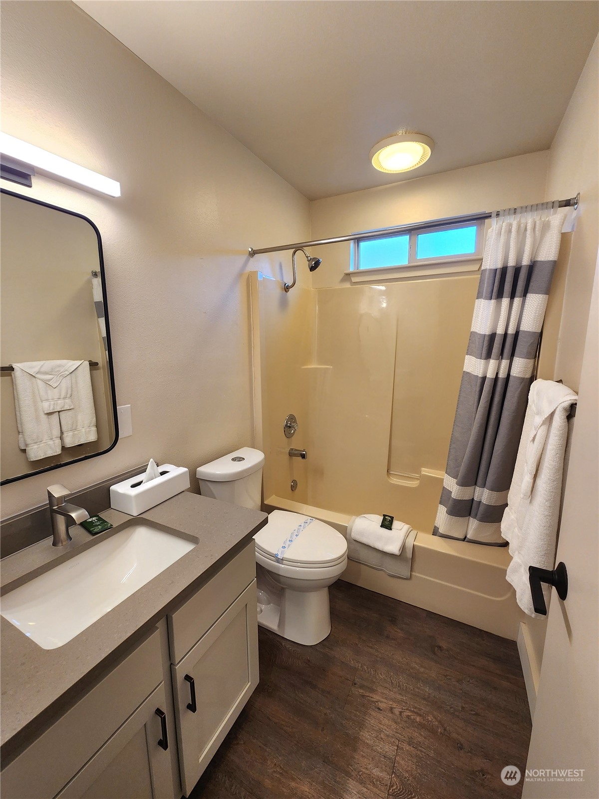 1 Lodge 629-h Property Photo 15